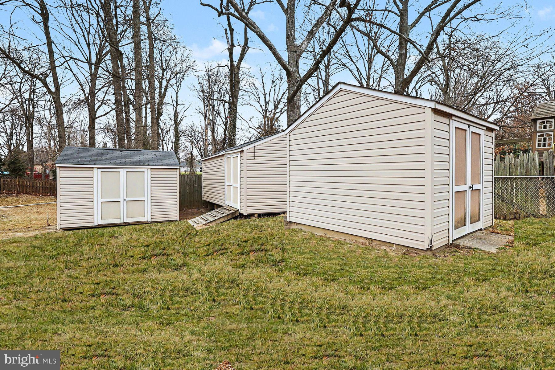 6722 S KINGS HIGHWAY