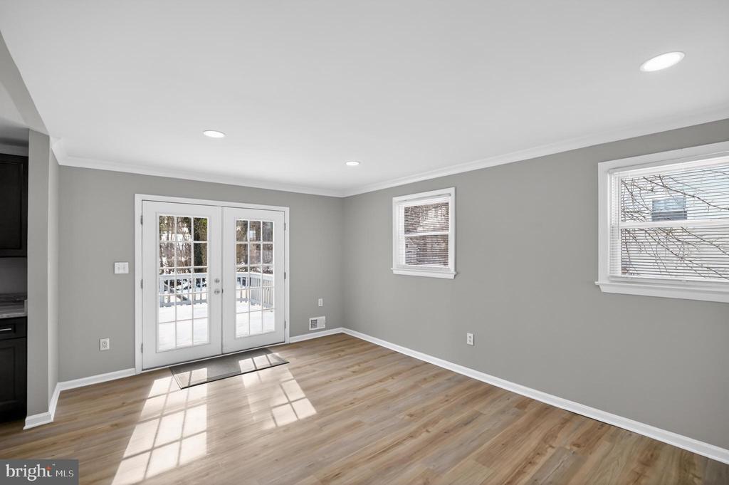 7605 POLLEN STREET