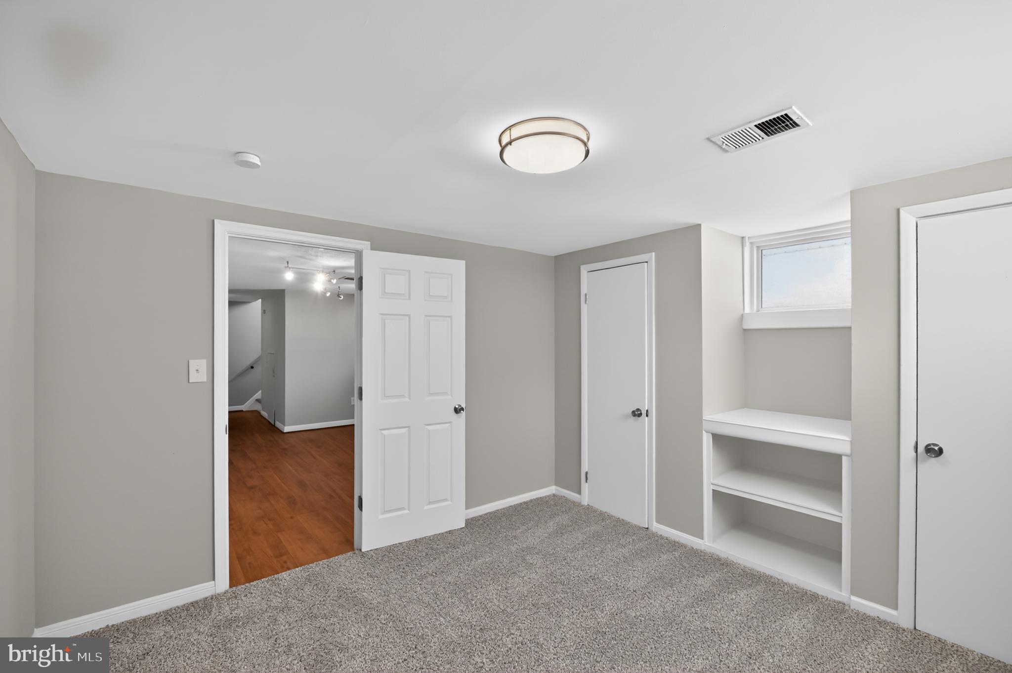 7605 POLLEN STREET