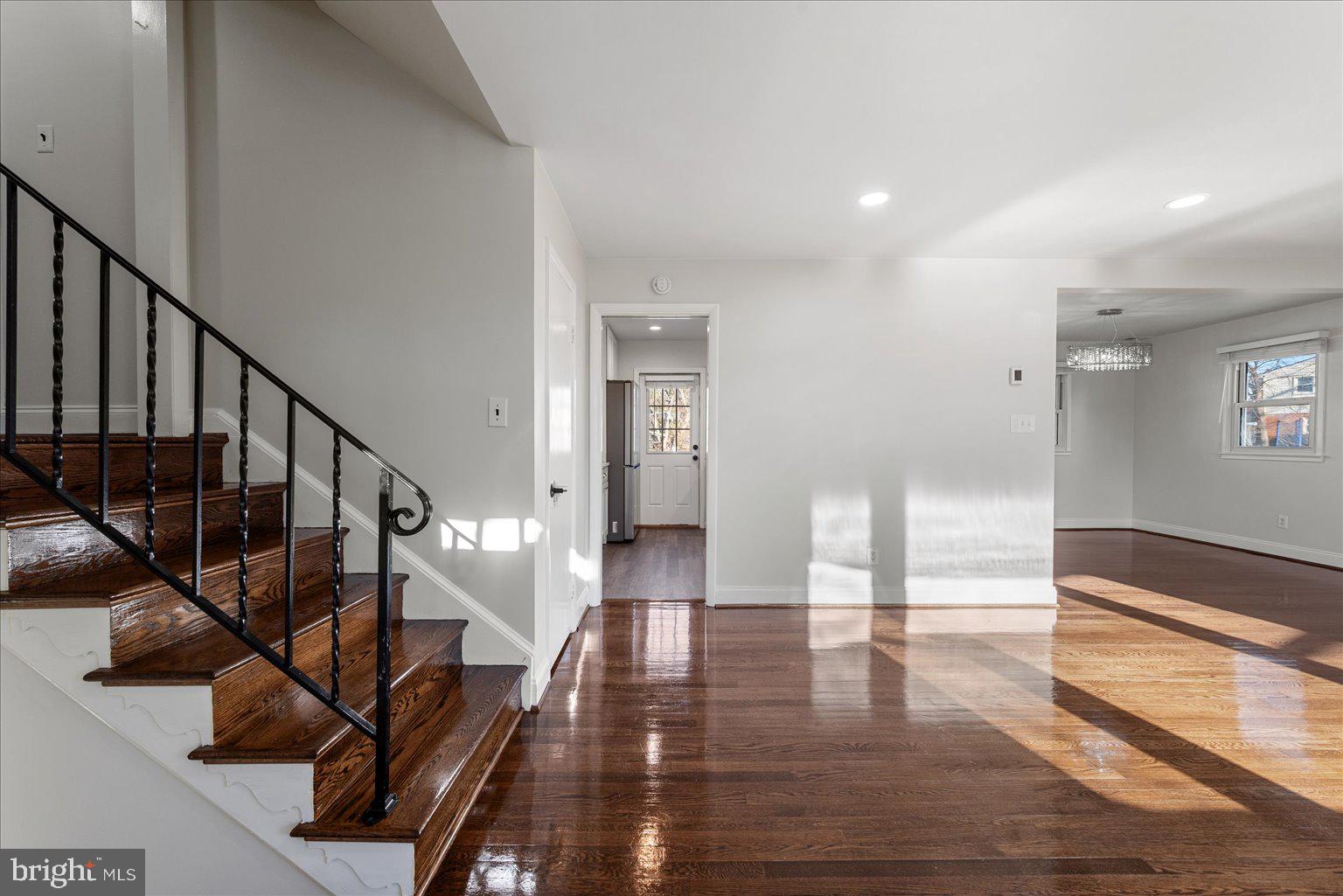 7114 XAVIER COURT
