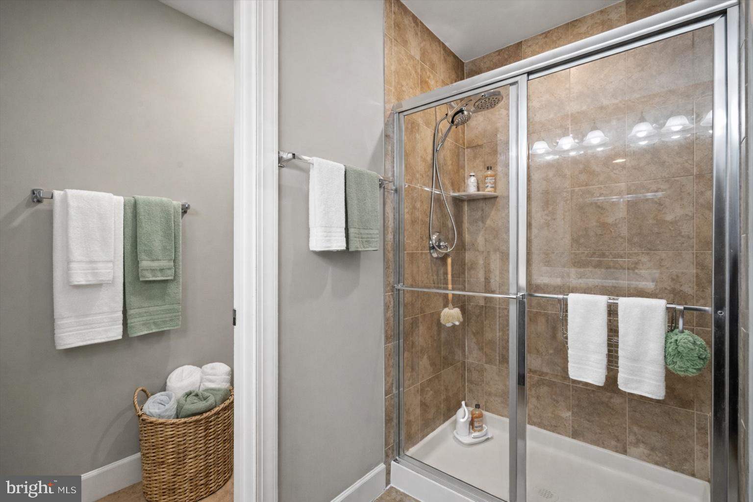 6223 SUMMIT POINT COURT