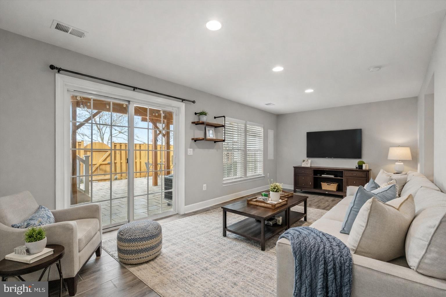 6223 SUMMIT POINT COURT