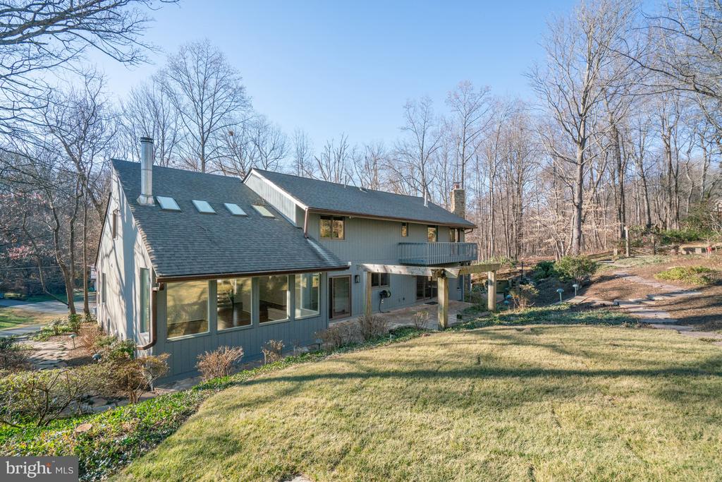 7107 ROXANN ROAD