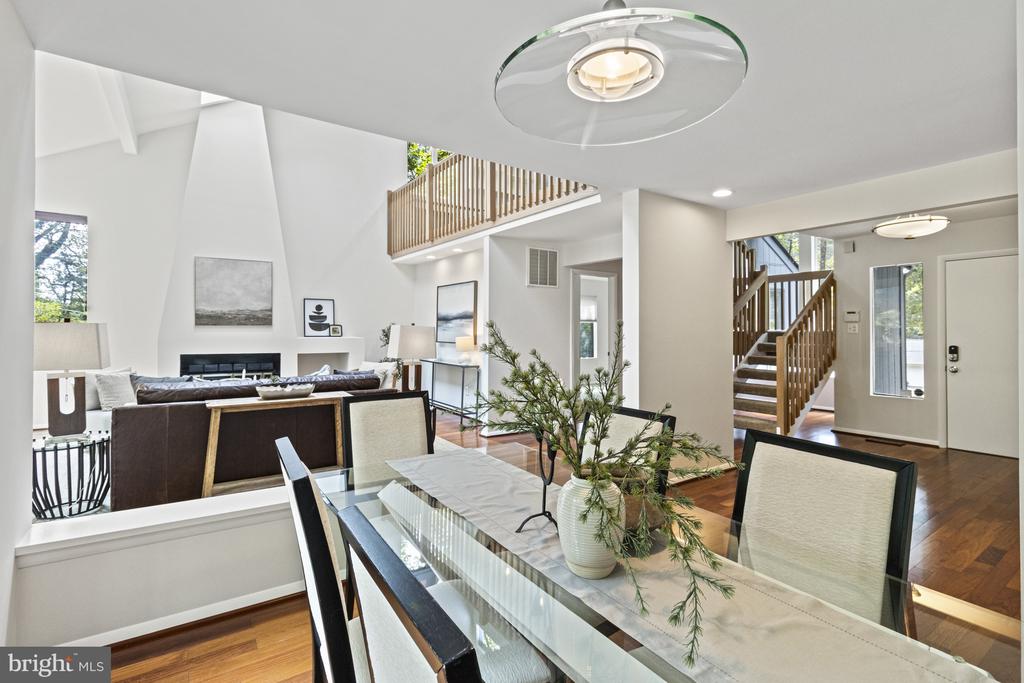 7107 ROXANN ROAD