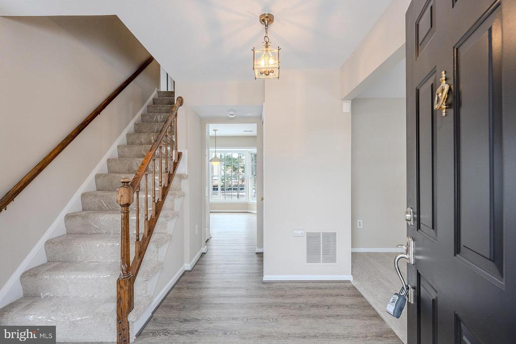 5708 HARRISON HOUSE COURT