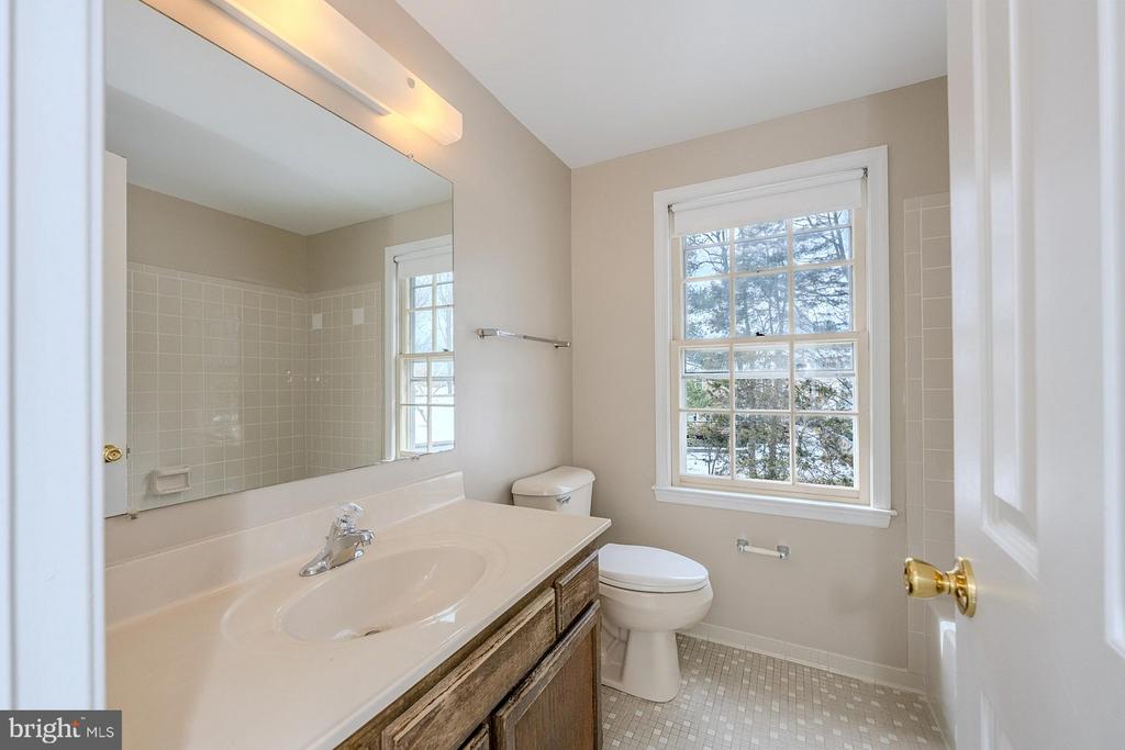 5708 HARRISON HOUSE COURT