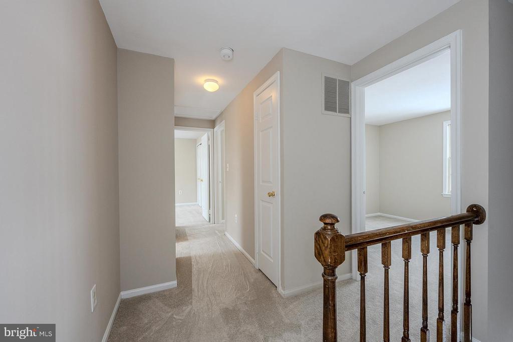 5708 HARRISON HOUSE COURT