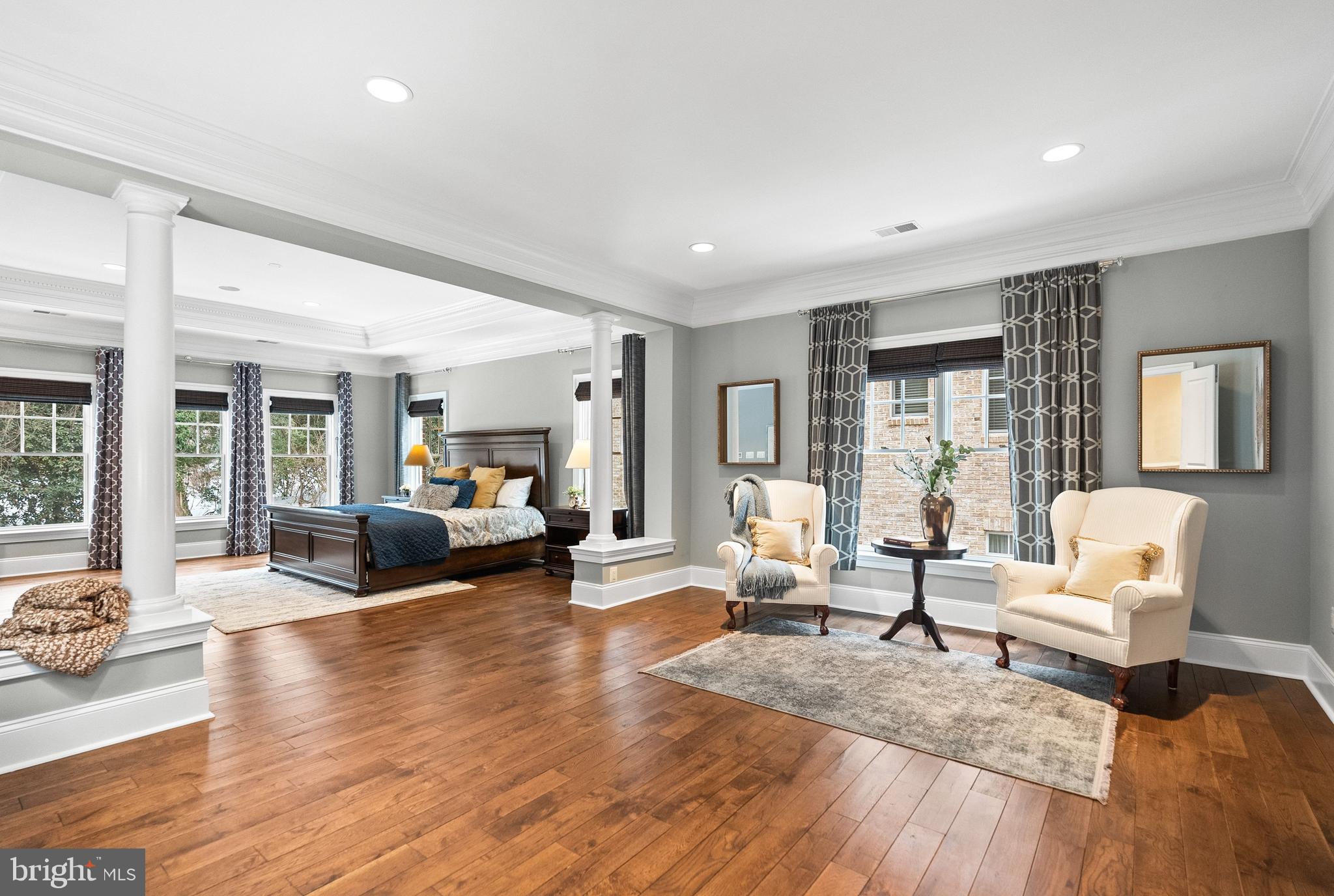 6817 STOCKWELL MANOR DRIVE