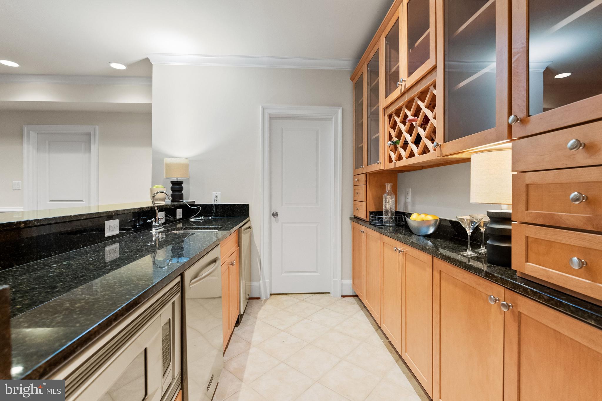 6817 STOCKWELL MANOR DRIVE