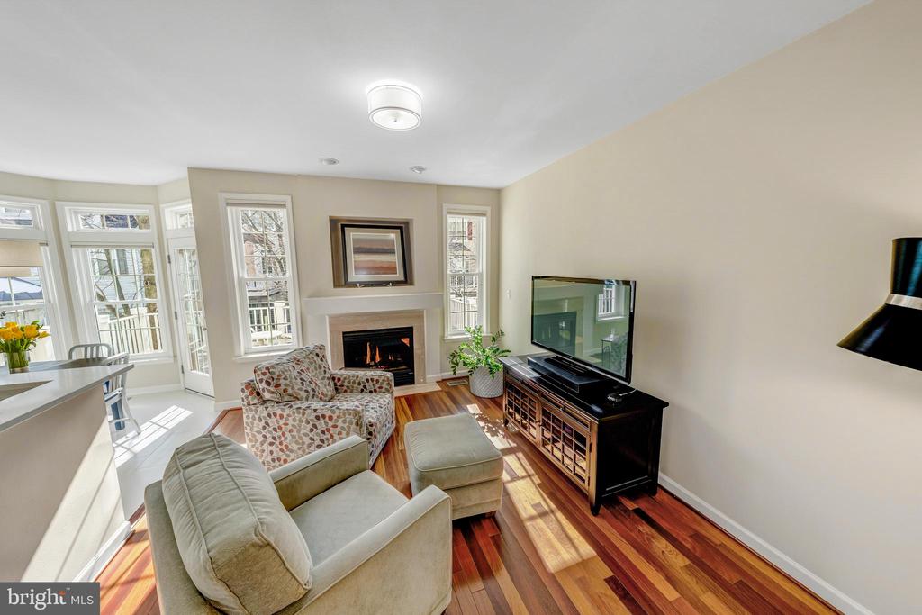 1916 LOGAN MANOR DRIVE
