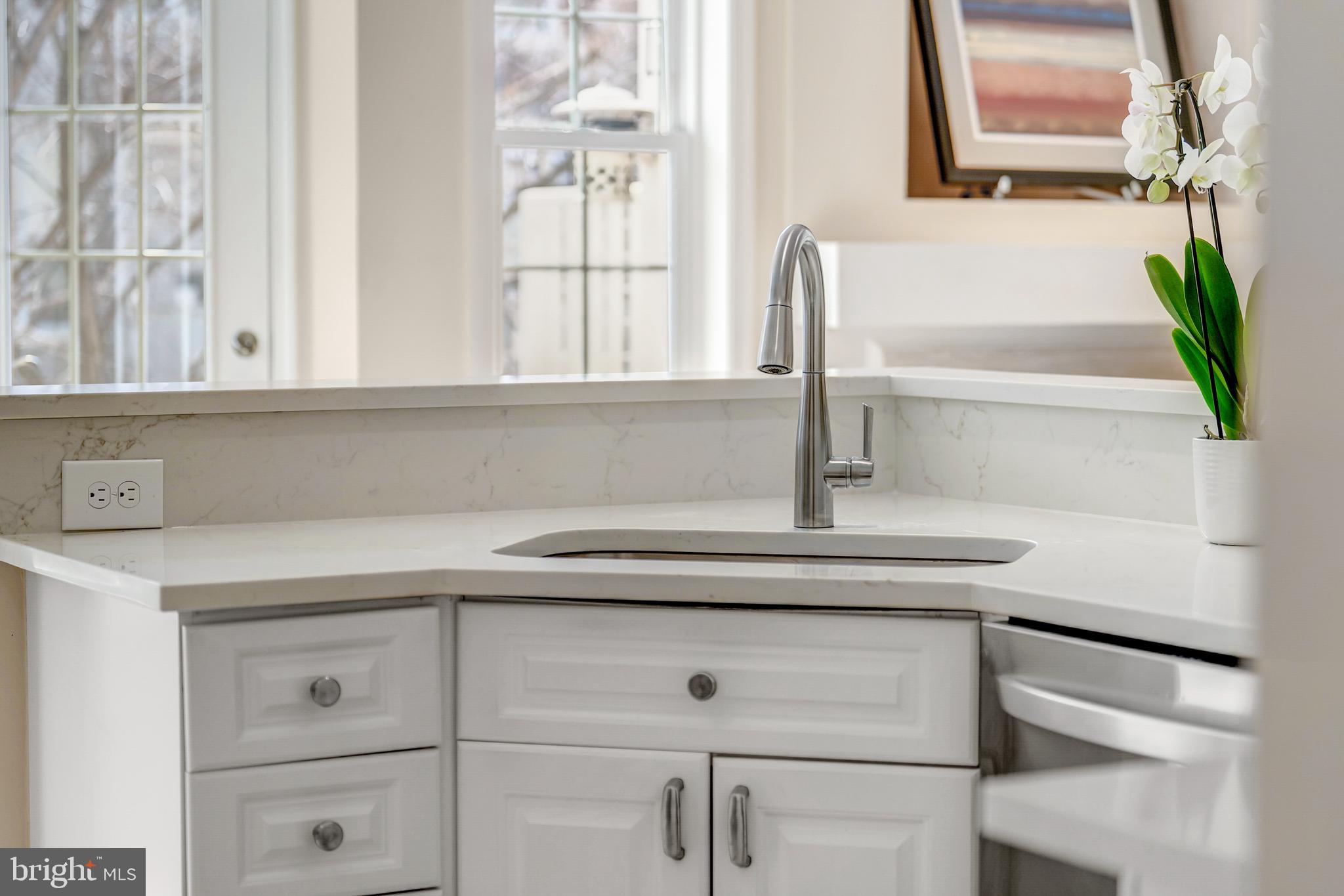 1916 LOGAN MANOR DRIVE