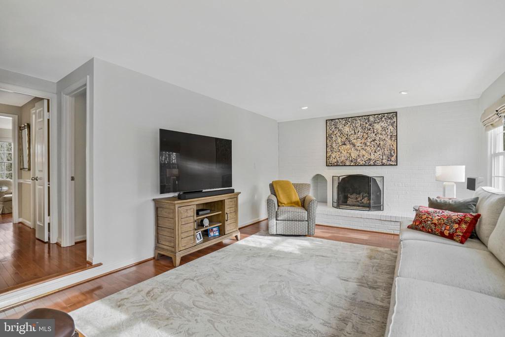 11700 CLARA WAY