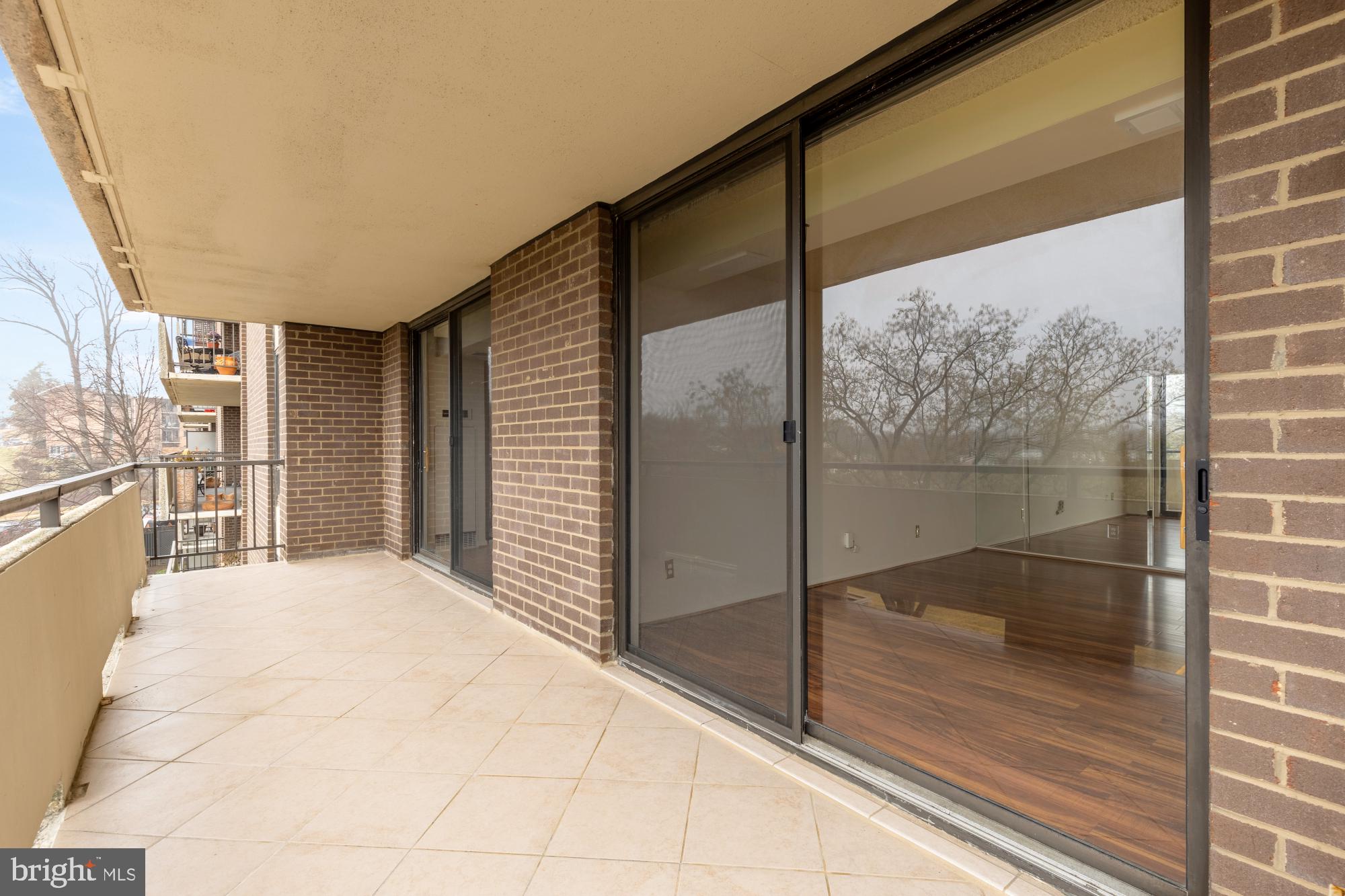 1800 OLD MEADOW ROAD 303