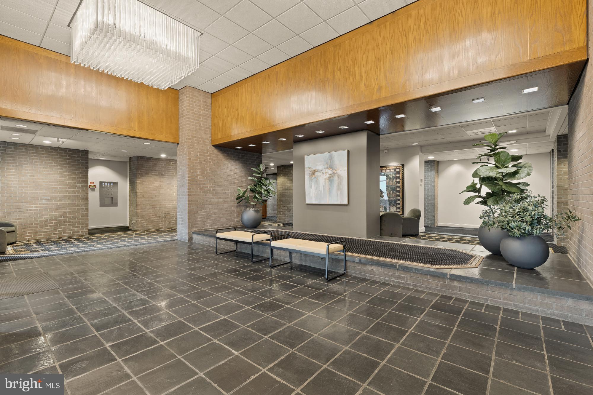 1800 OLD MEADOW ROAD 303