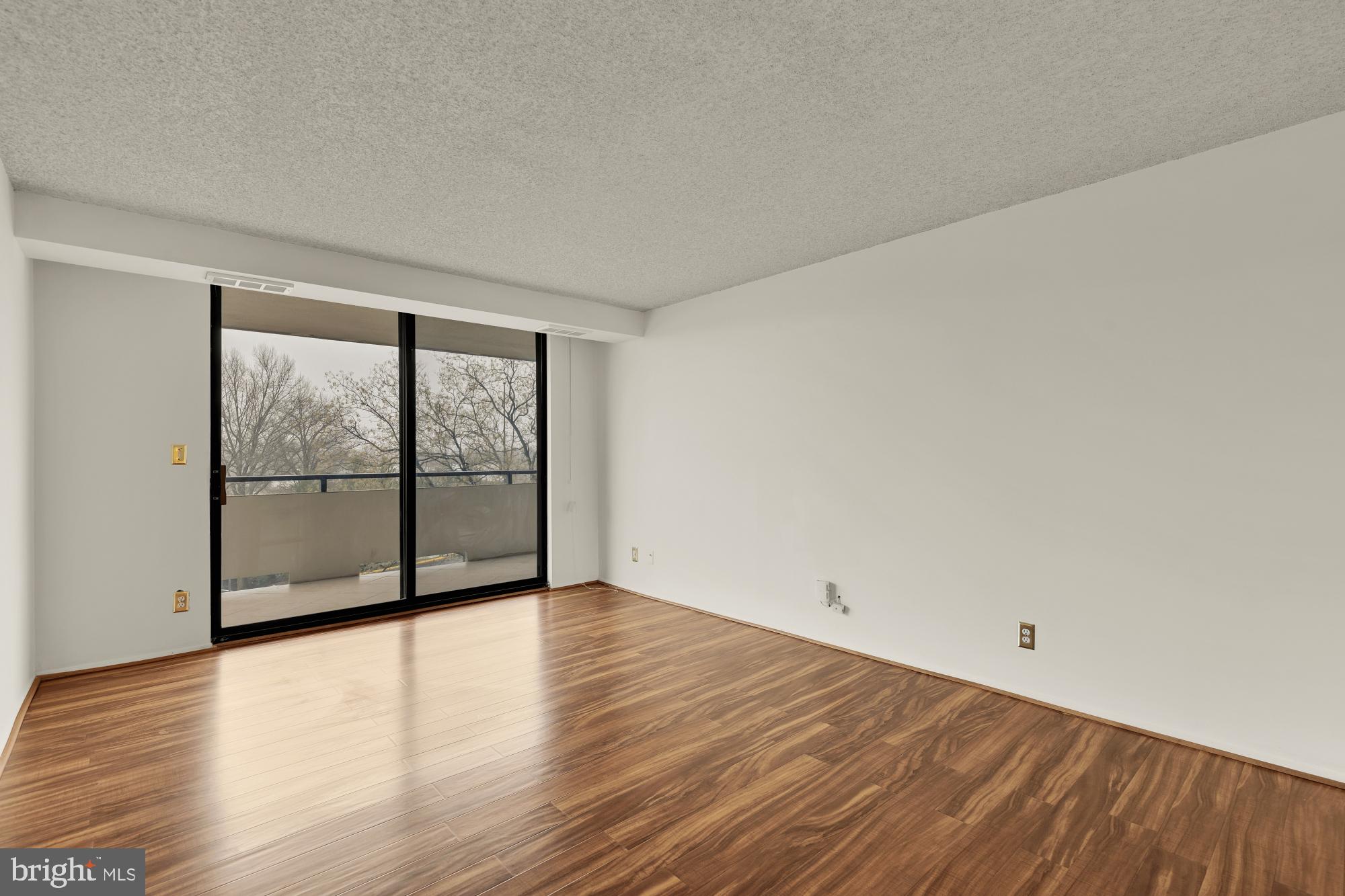 1800 OLD MEADOW ROAD 303