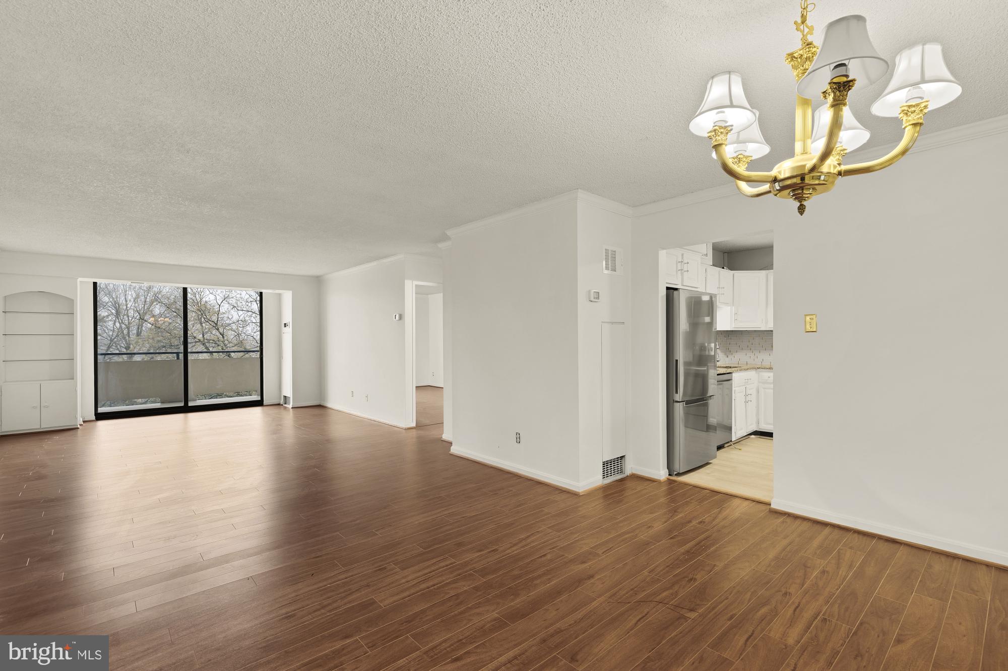 1800 OLD MEADOW ROAD 303