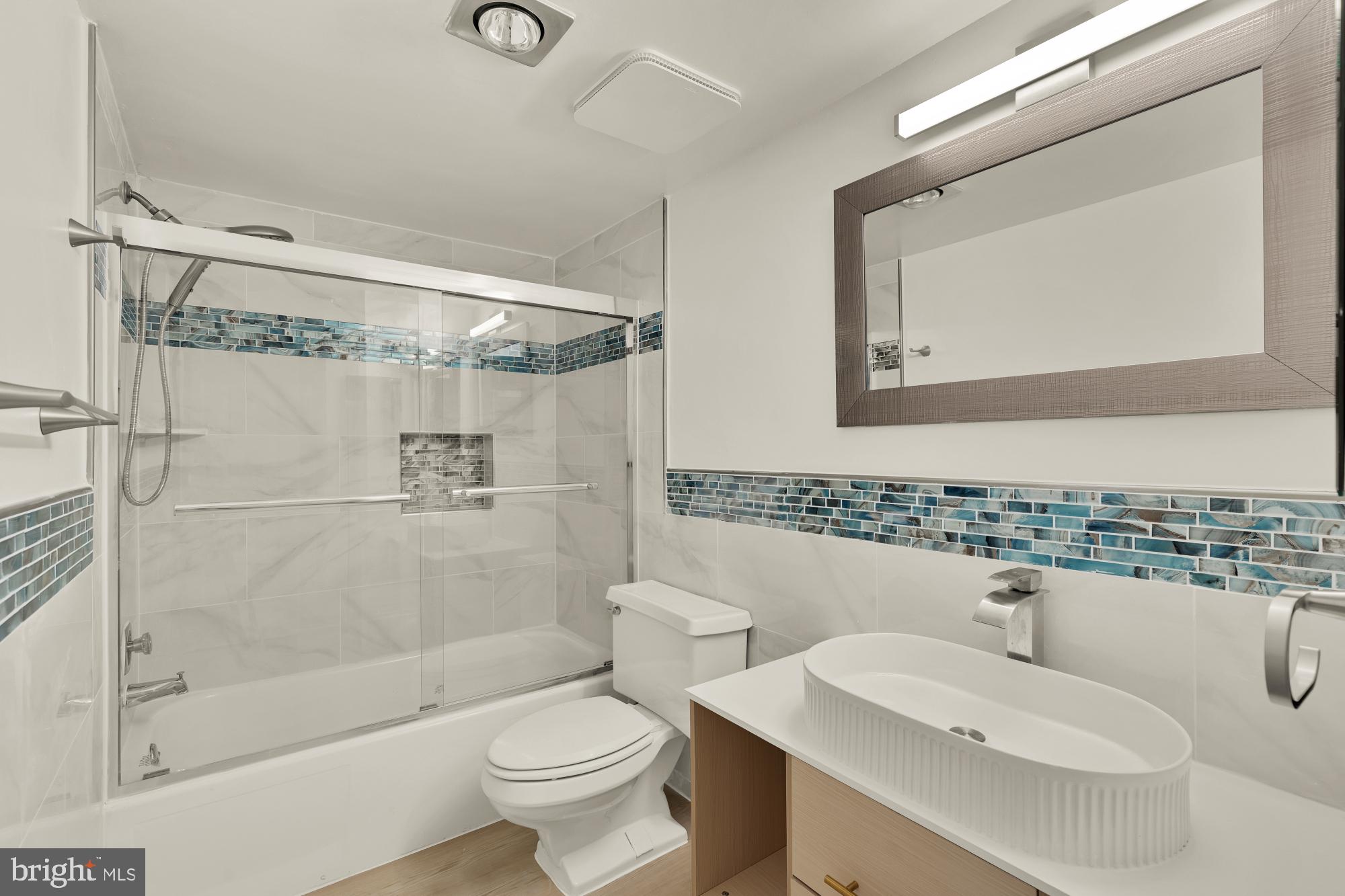 1800 OLD MEADOW ROAD 303