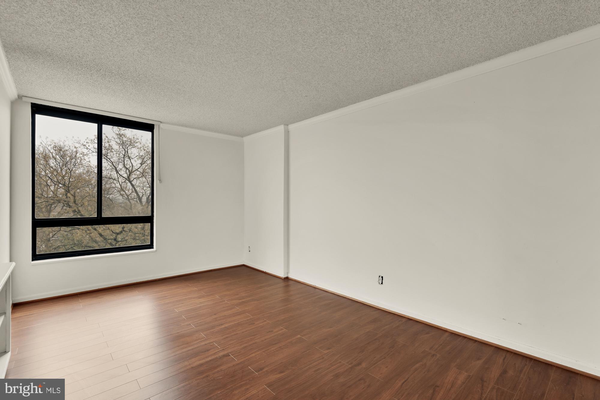 1800 OLD MEADOW ROAD 303