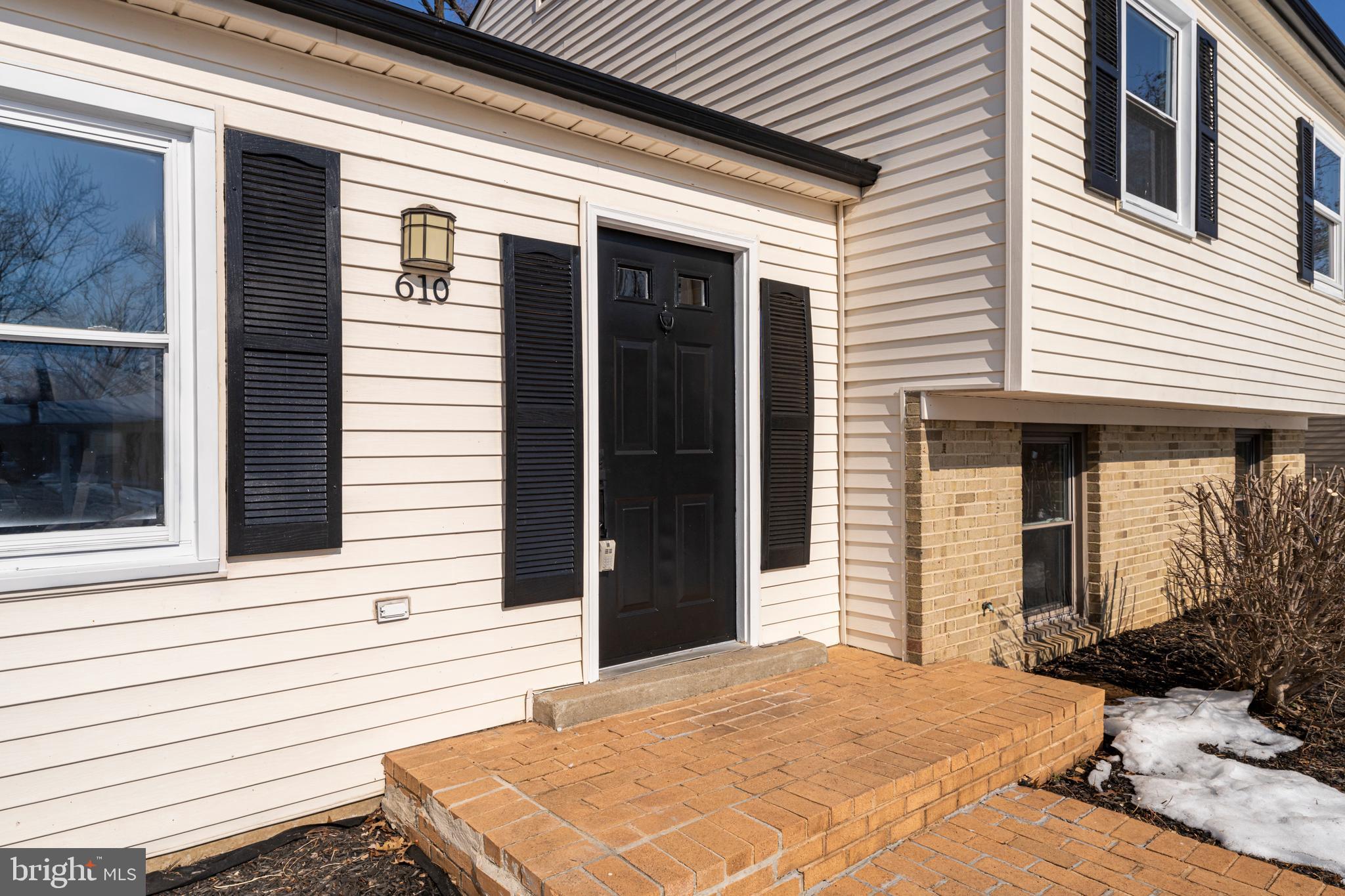 610 WORCHESTER STREET