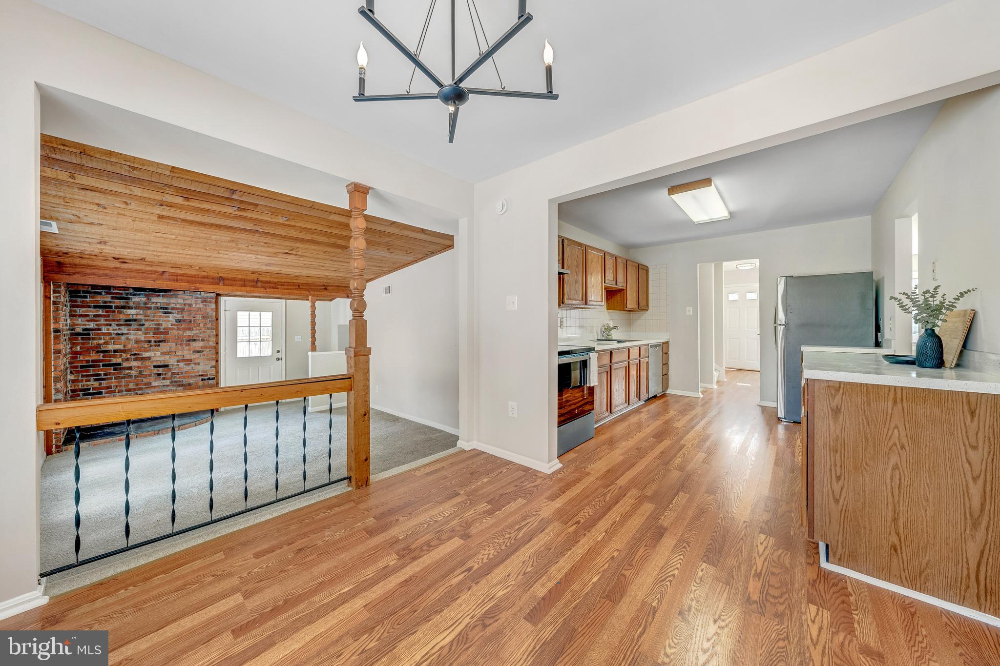 610 WORCHESTER STREET