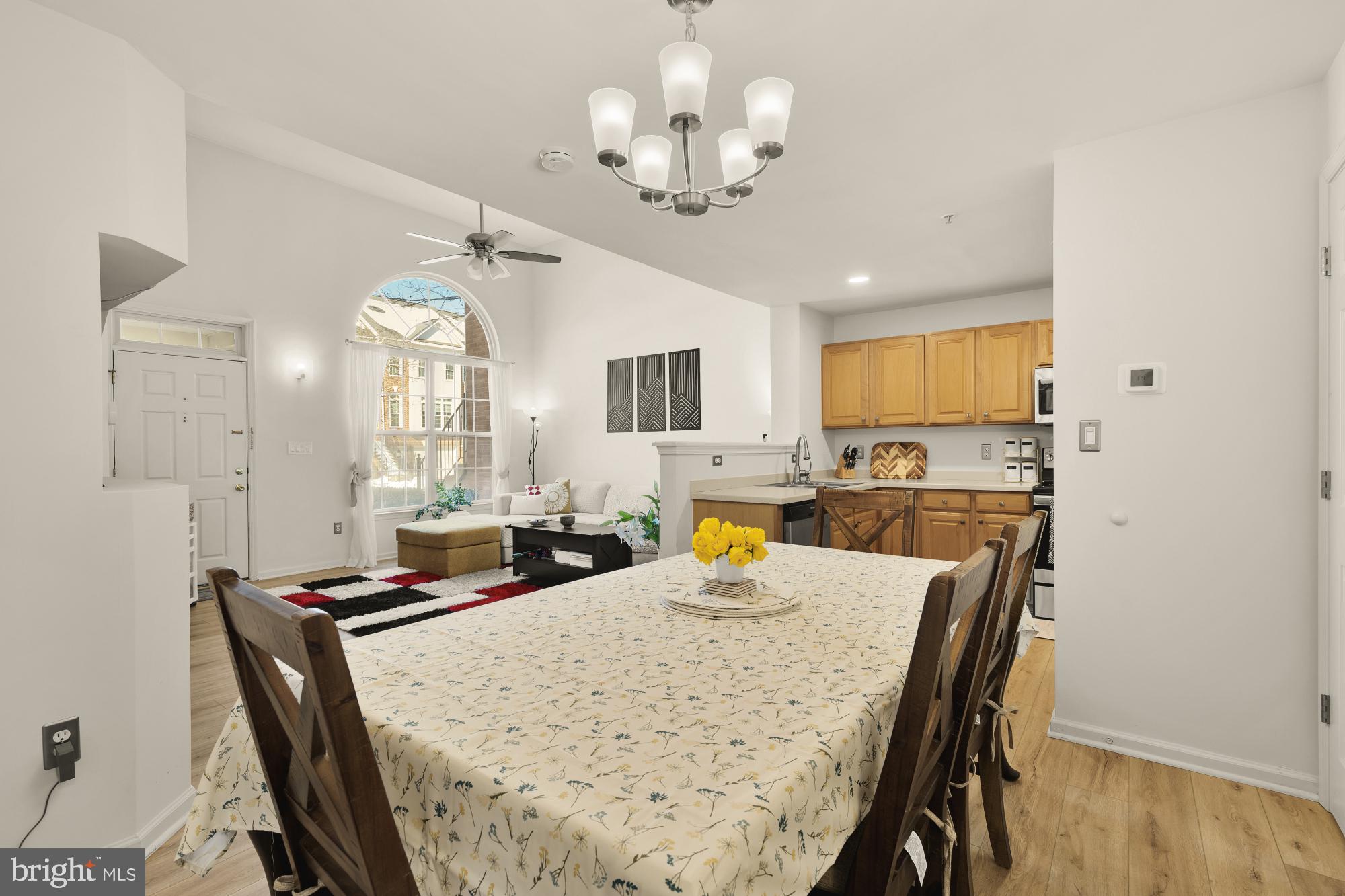 1887 CRESCENT PARK DRIVE 111A