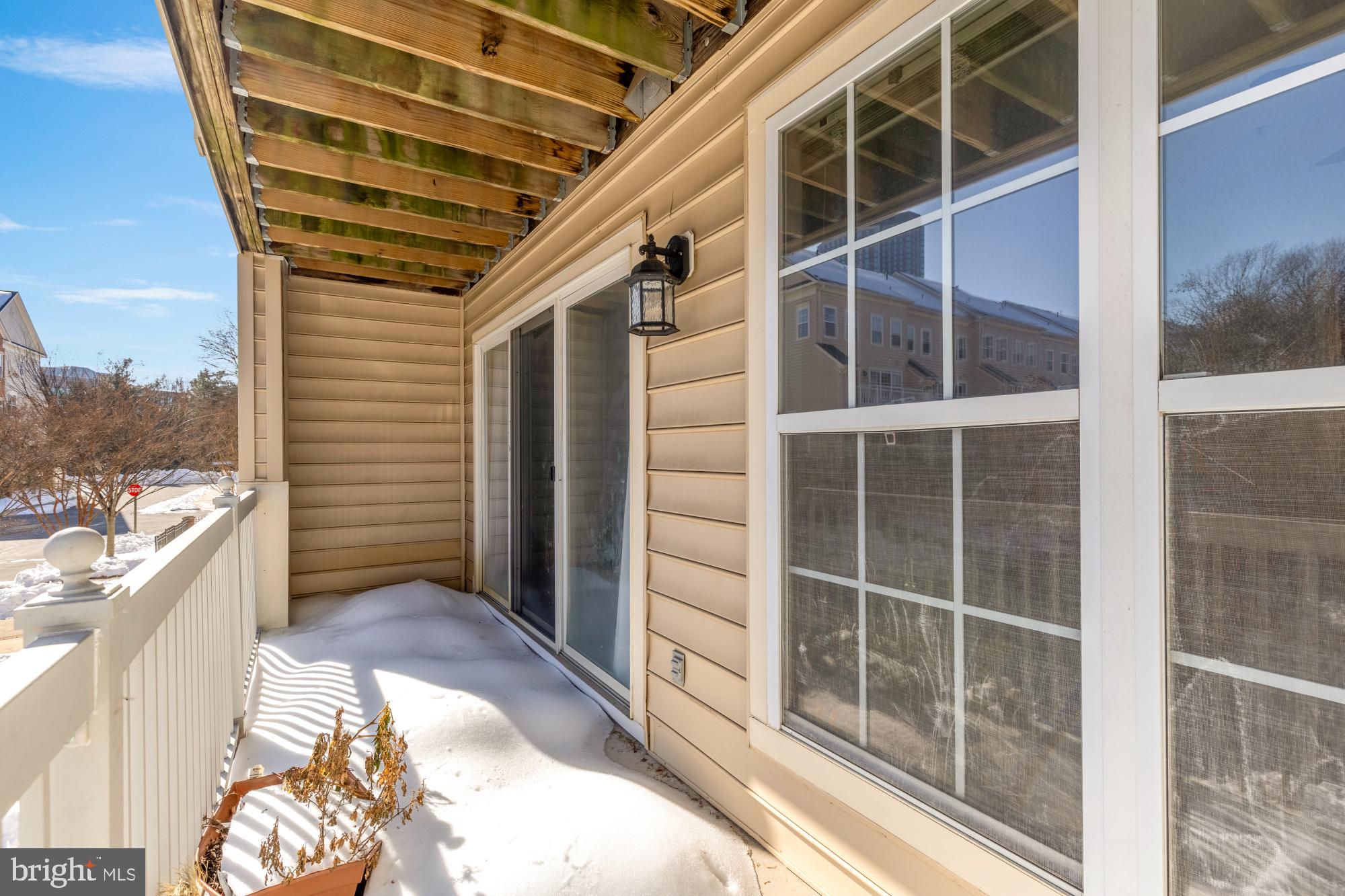 1887 CRESCENT PARK DRIVE 111A