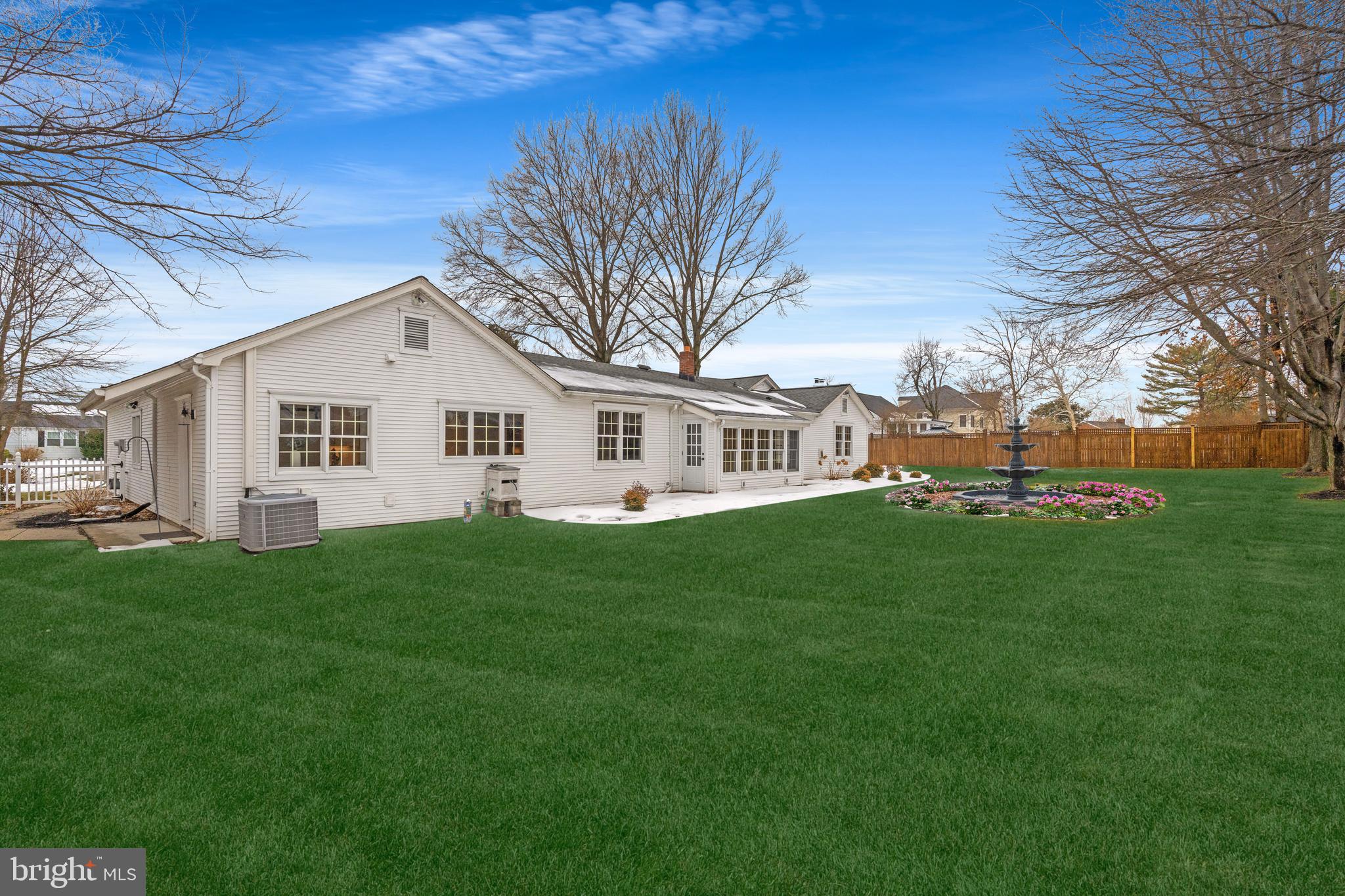 6336 OAK RIDGE DRIVE