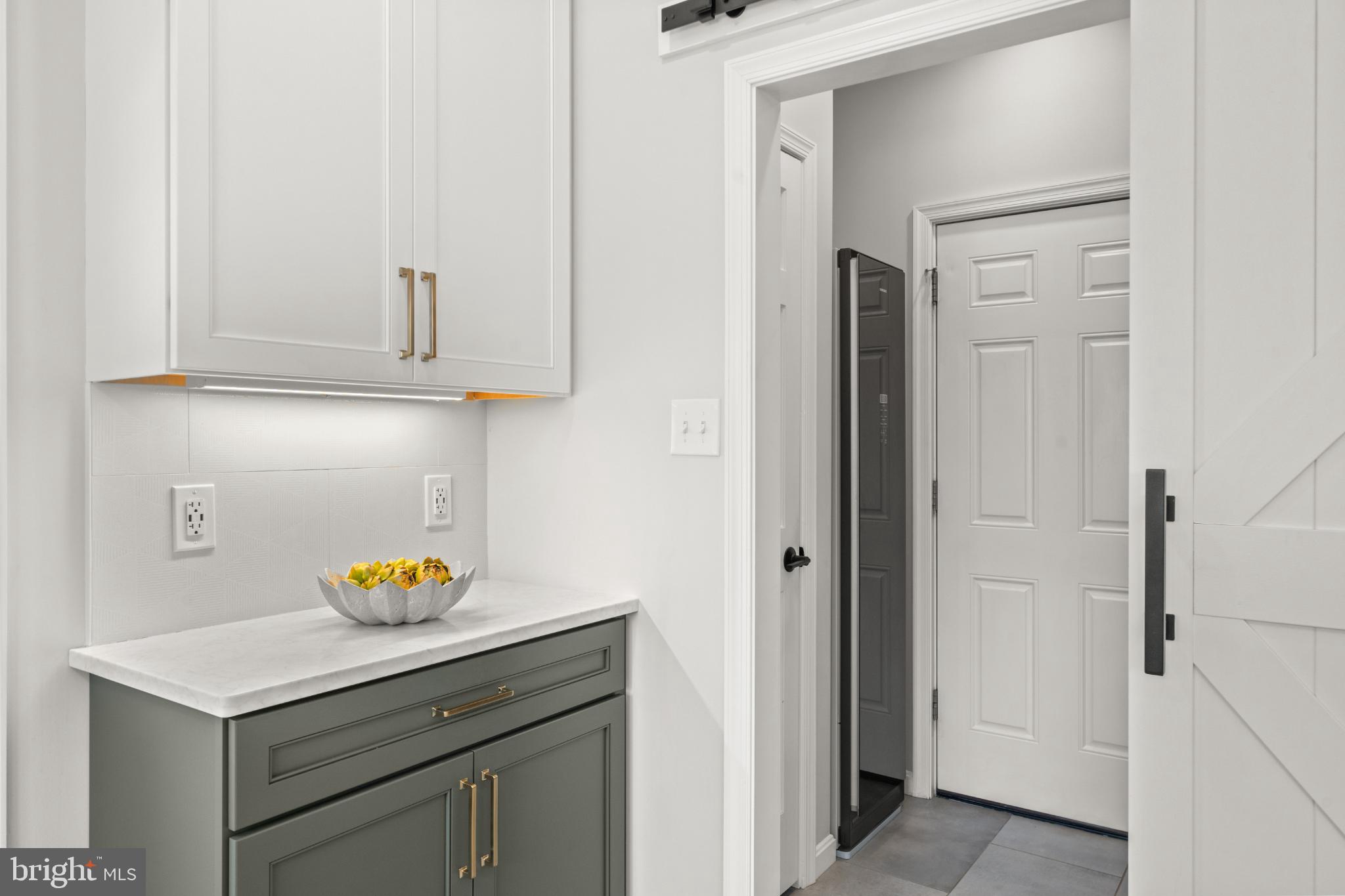 6336 OAK RIDGE DRIVE