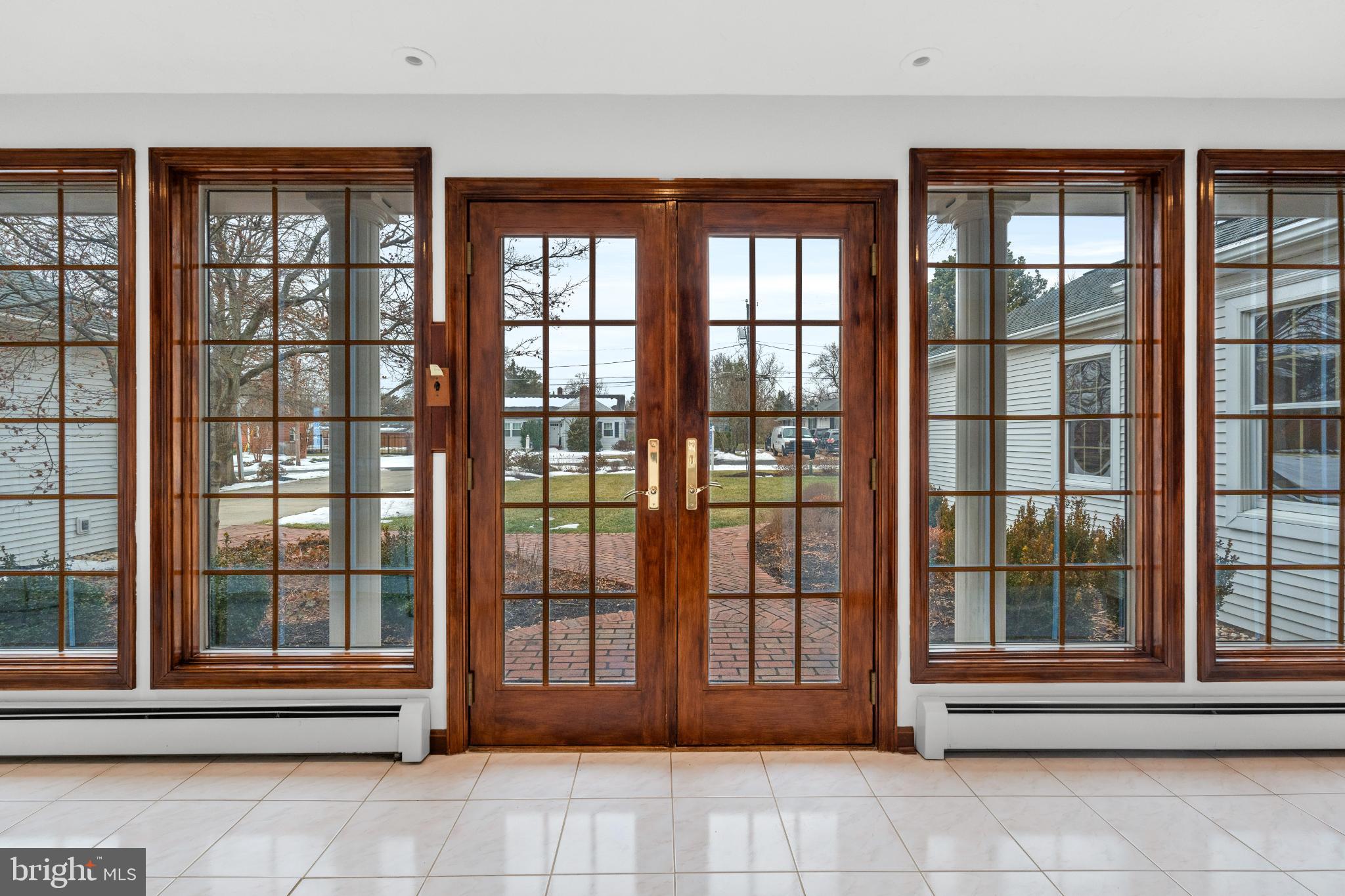 6336 OAK RIDGE DRIVE