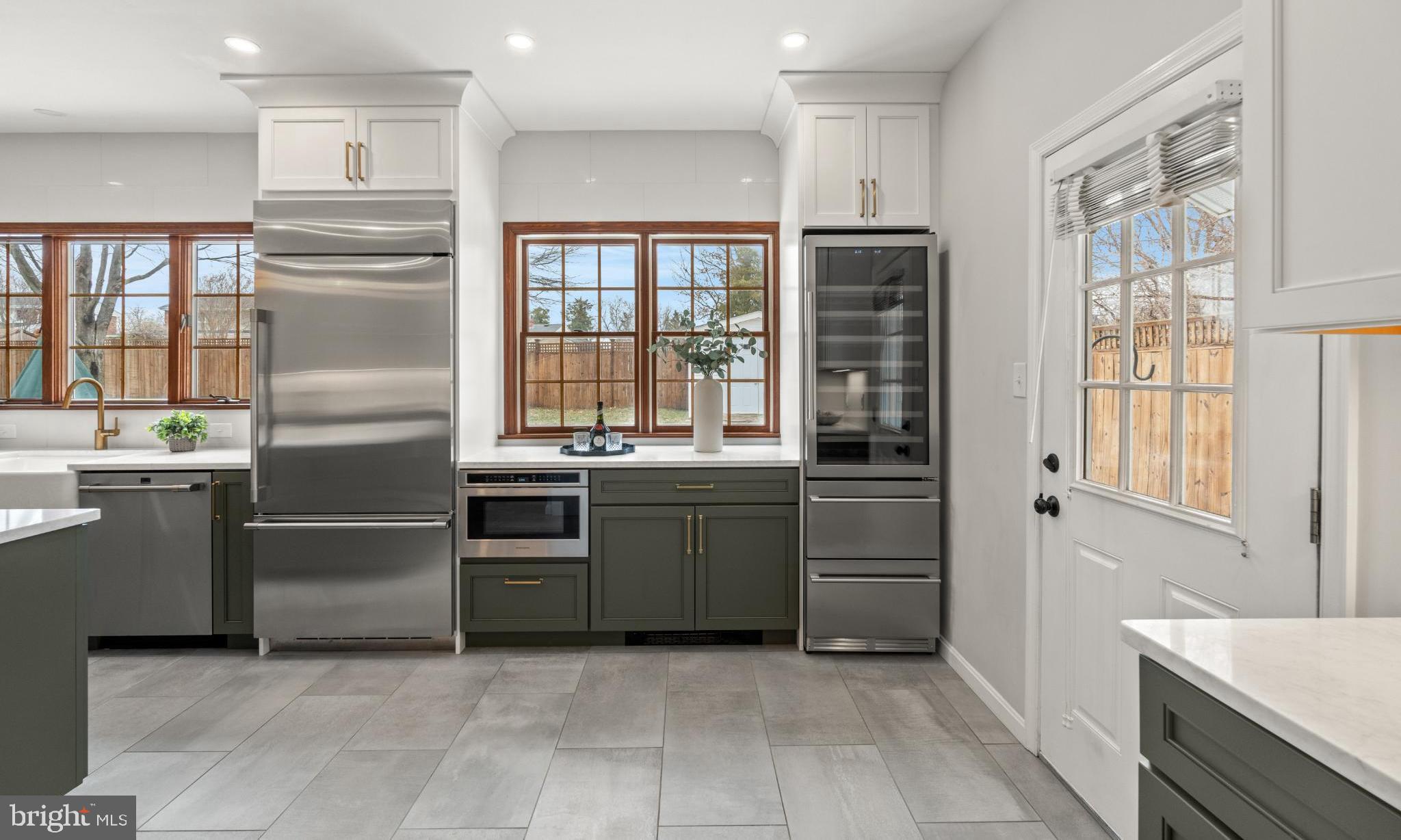 6336 OAK RIDGE DRIVE