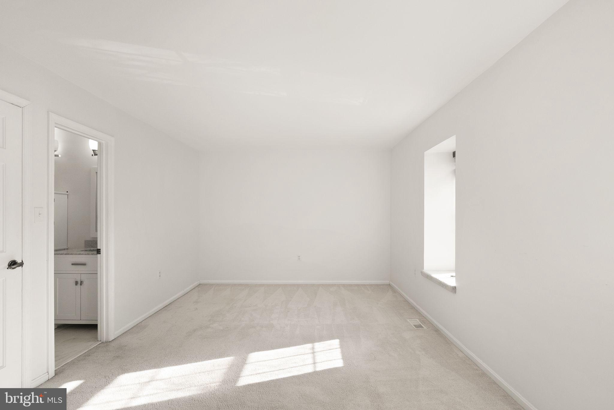 7829 MOUNT WOODLEY PLACE