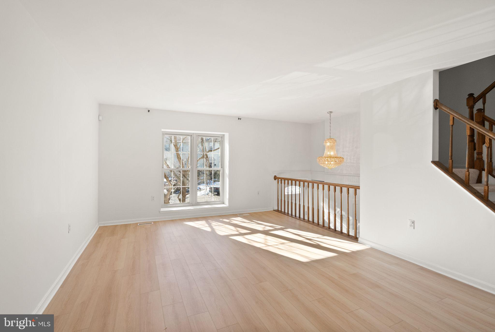 7829 MOUNT WOODLEY PLACE