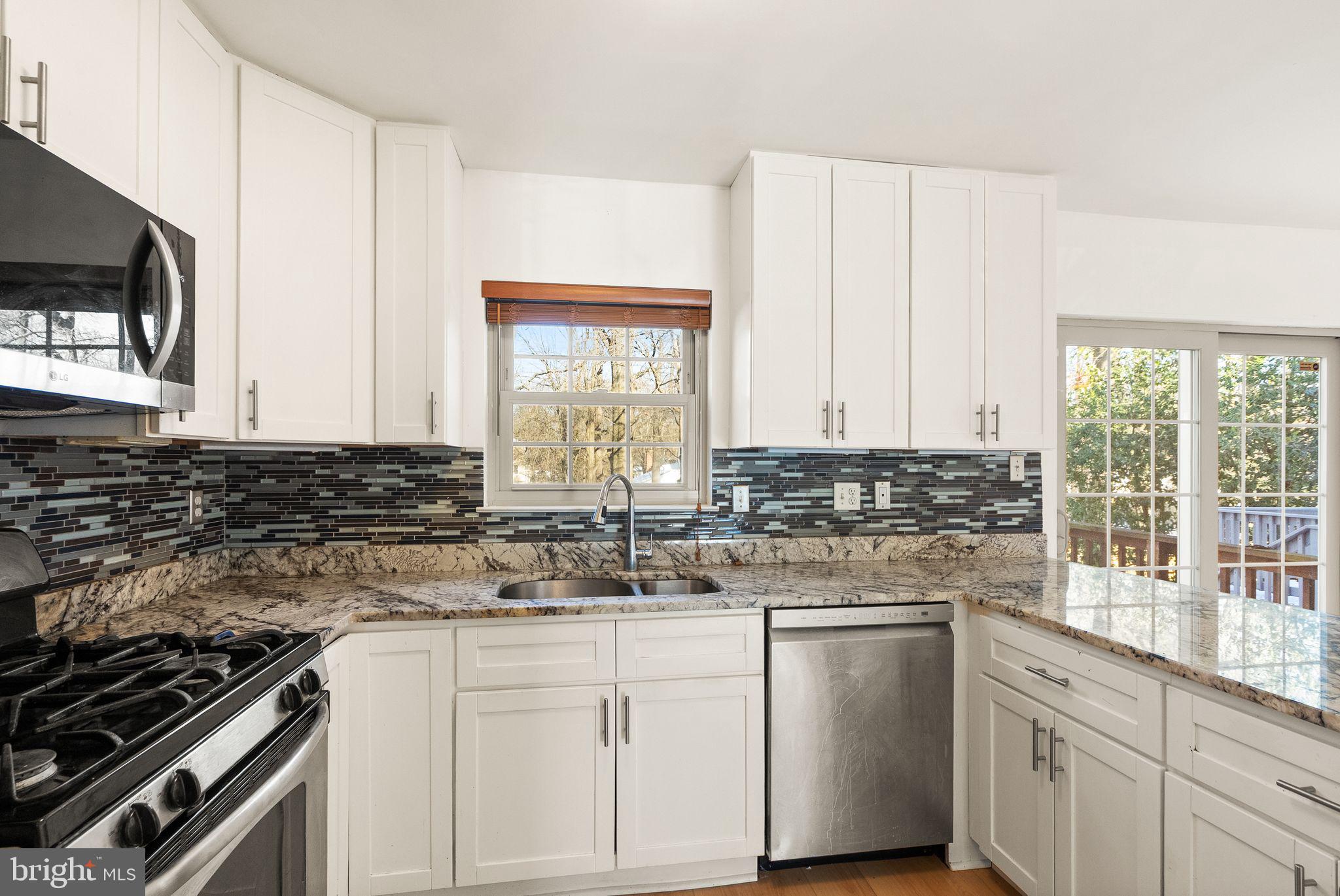 7829 MOUNT WOODLEY PLACE