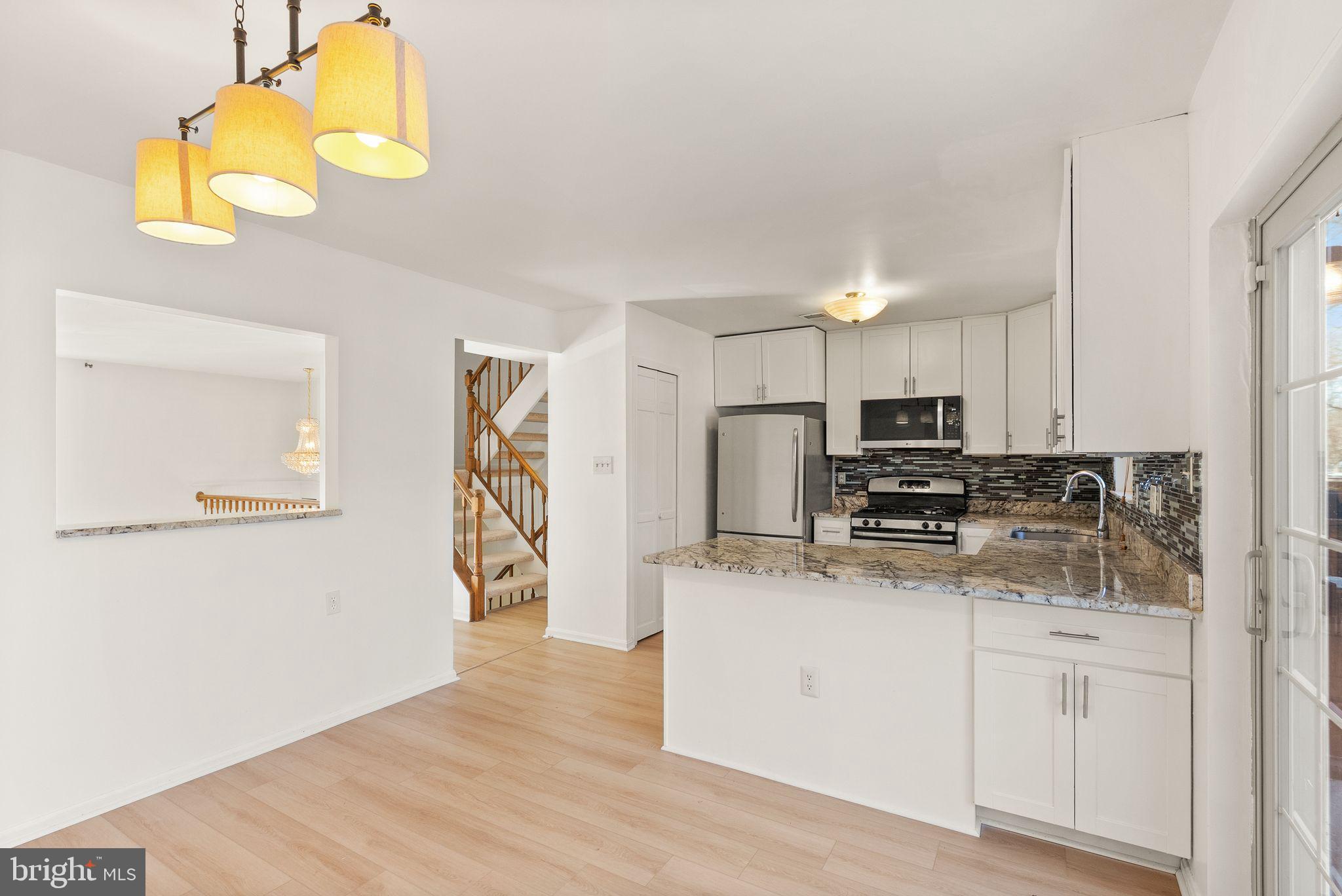 7829 MOUNT WOODLEY PLACE