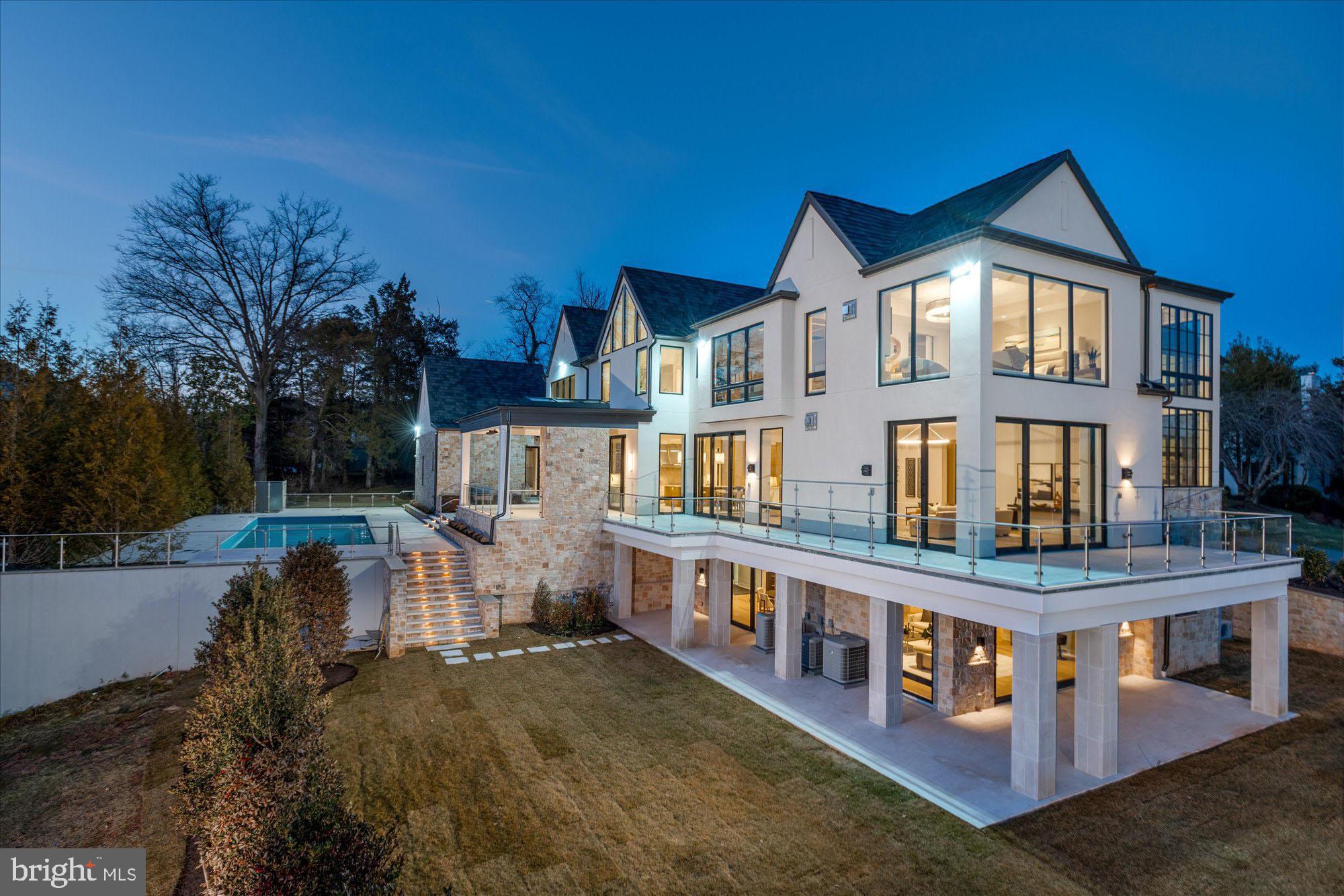 1306 BALLANTRAE COURT