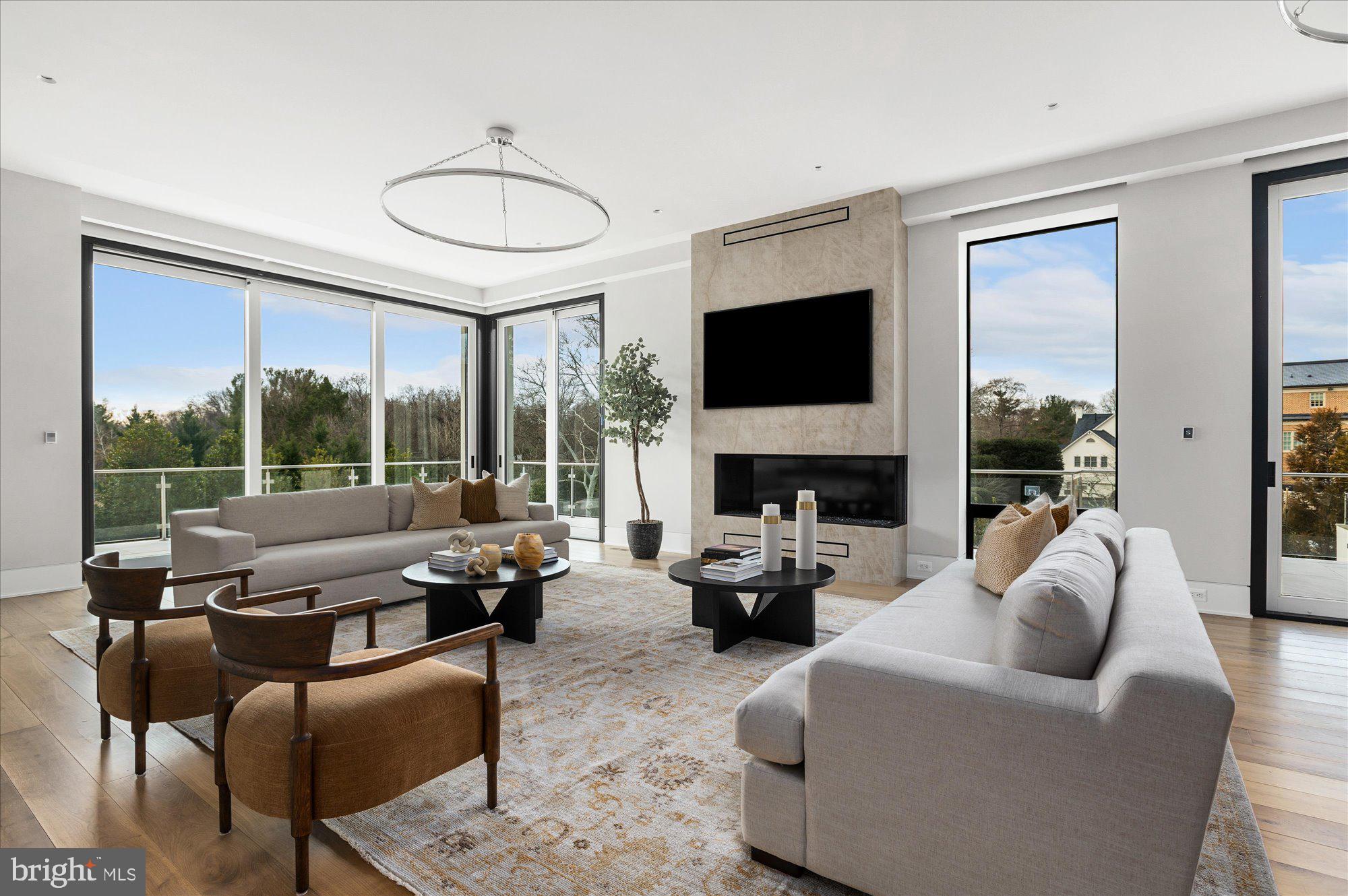 1306 BALLANTRAE COURT