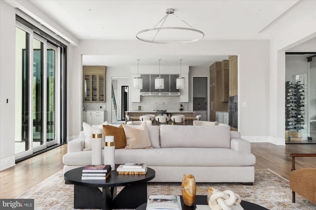 1306 BALLANTRAE COURT