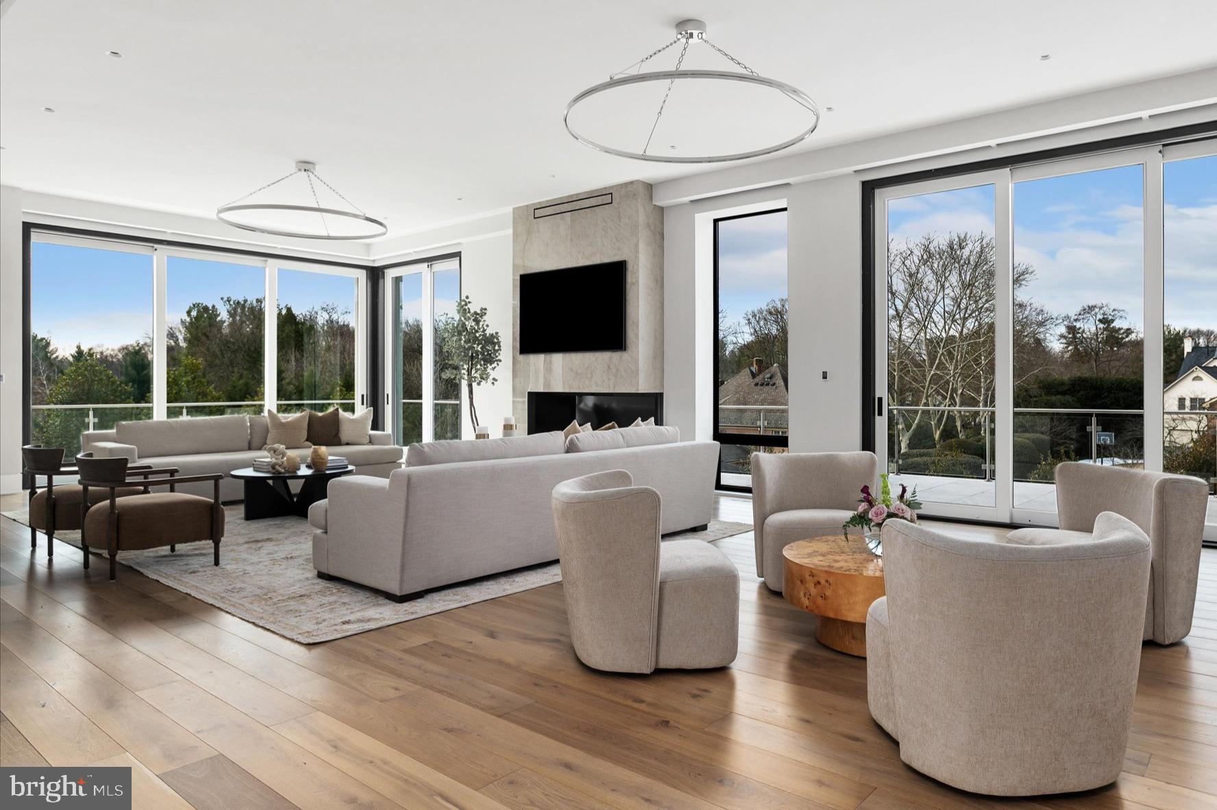 1306 BALLANTRAE COURT