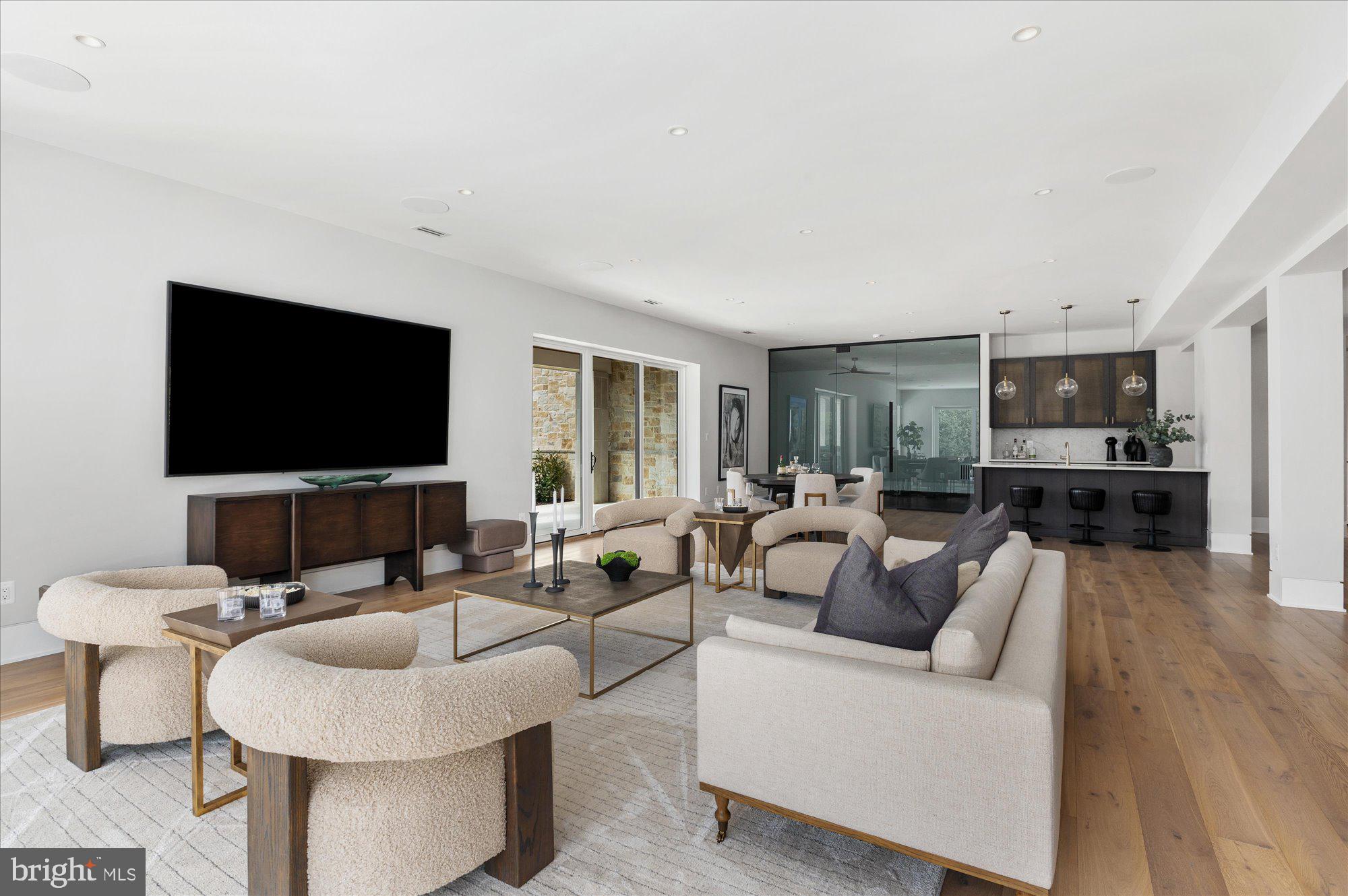 1306 BALLANTRAE COURT