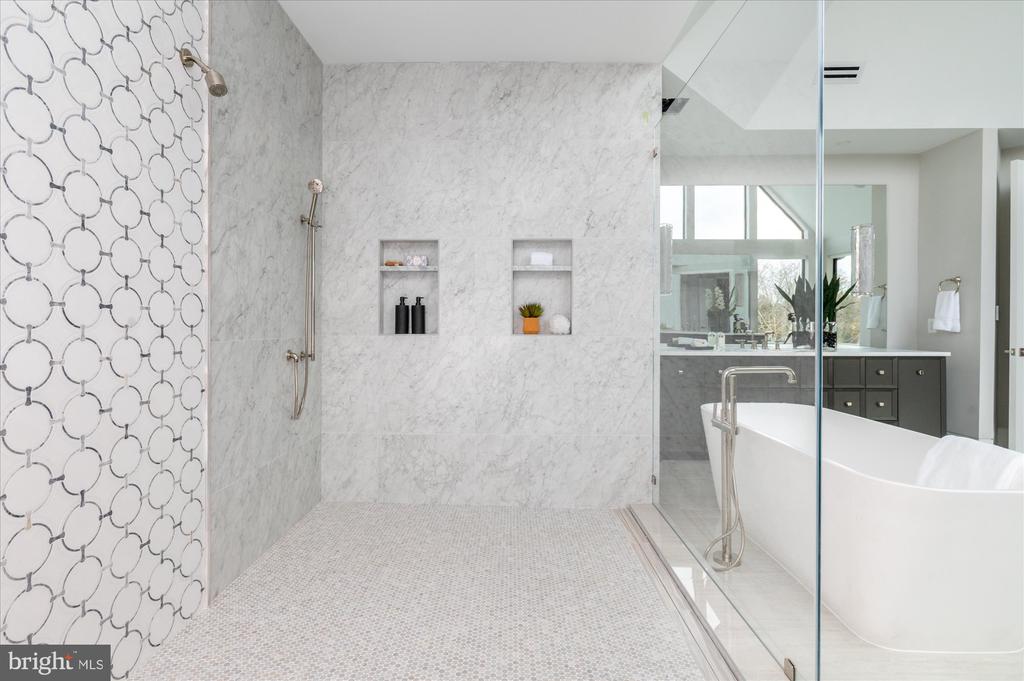 1306 BALLANTRAE COURT