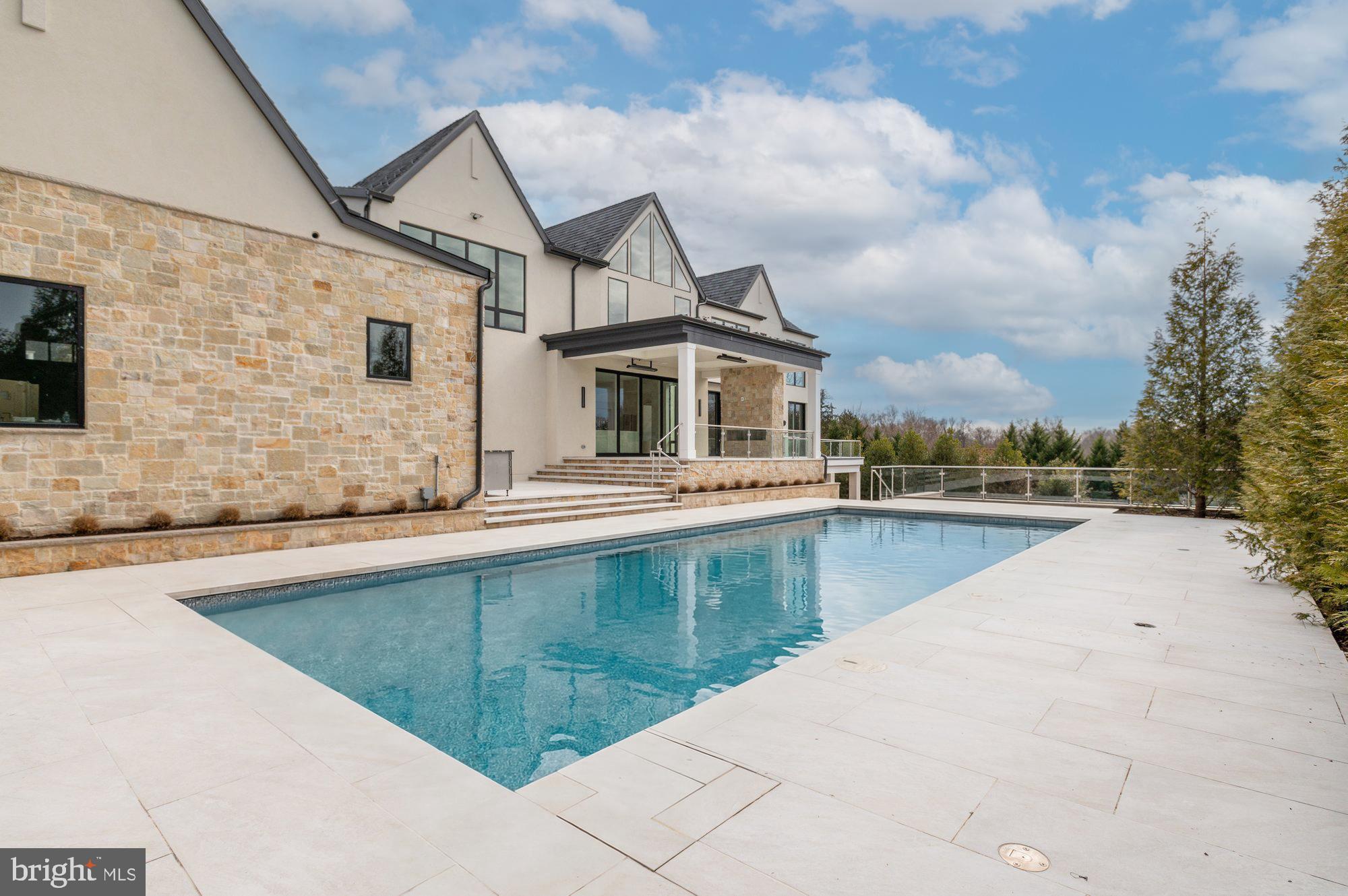 1306 BALLANTRAE COURT