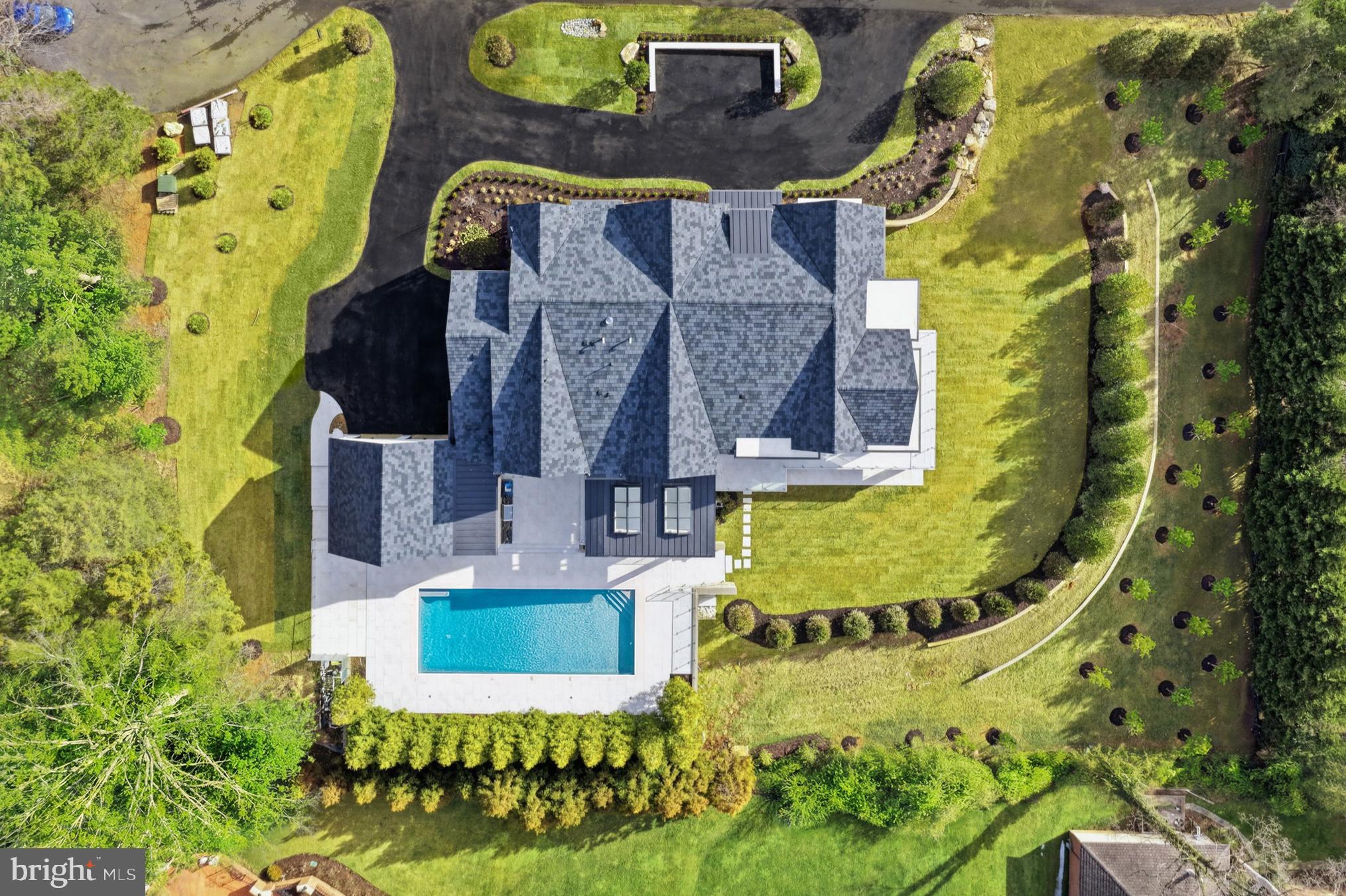 1306 BALLANTRAE COURT