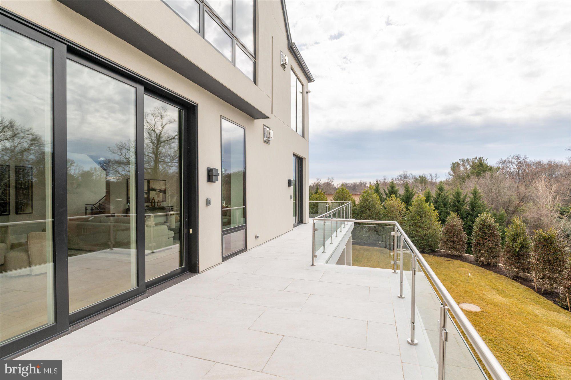 1306 BALLANTRAE COURT