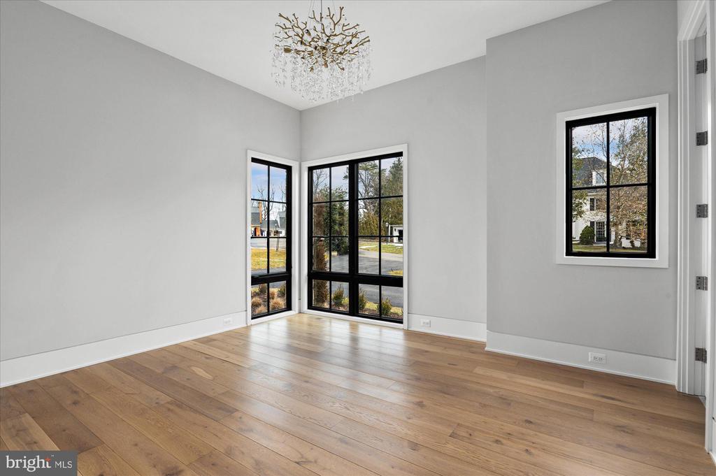 1306 BALLANTRAE COURT