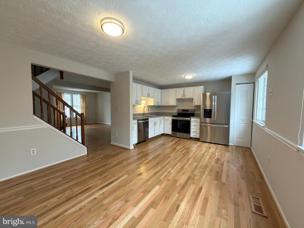 1616 BARNSTEAD DRIVE