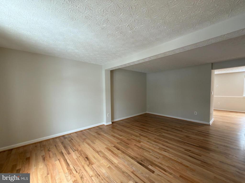 1616 BARNSTEAD DRIVE