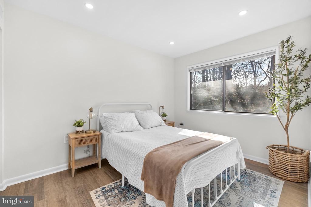 2320 EMERALD HEIGHTS COURT