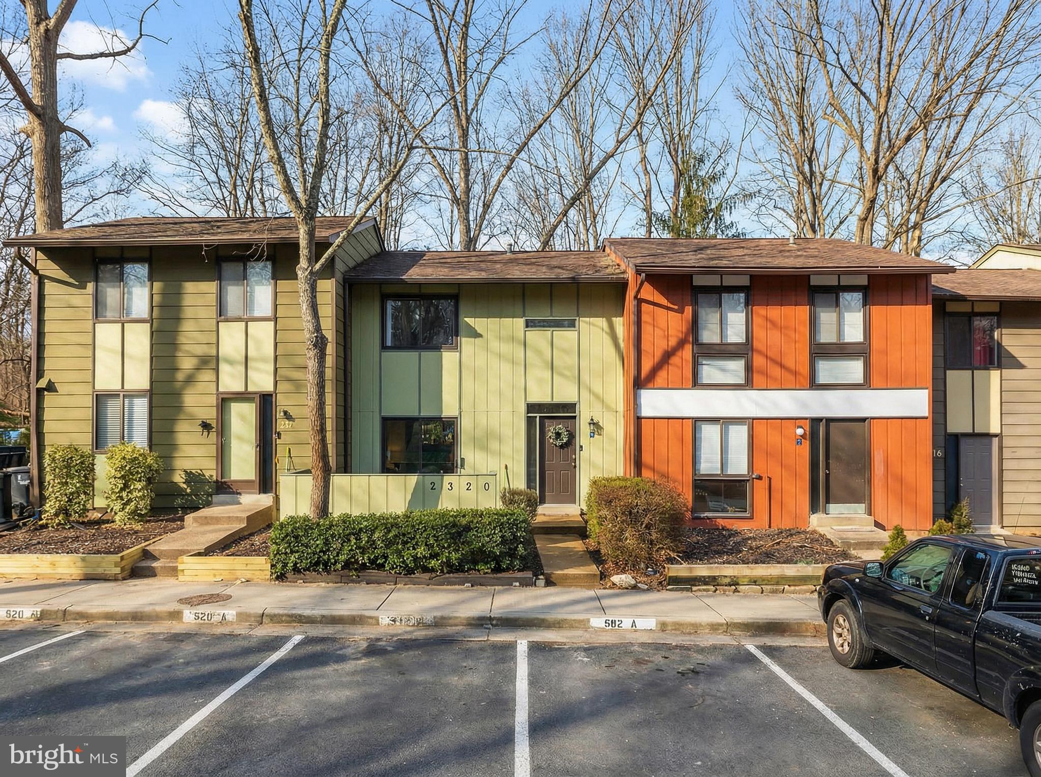 2320 EMERALD HEIGHTS COURT