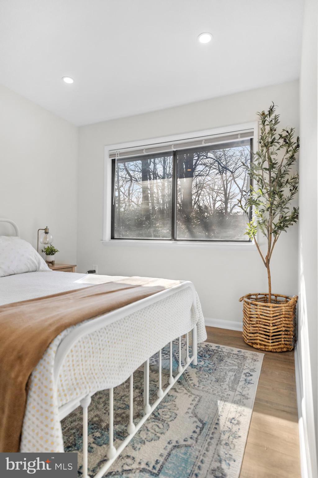 2320 EMERALD HEIGHTS COURT