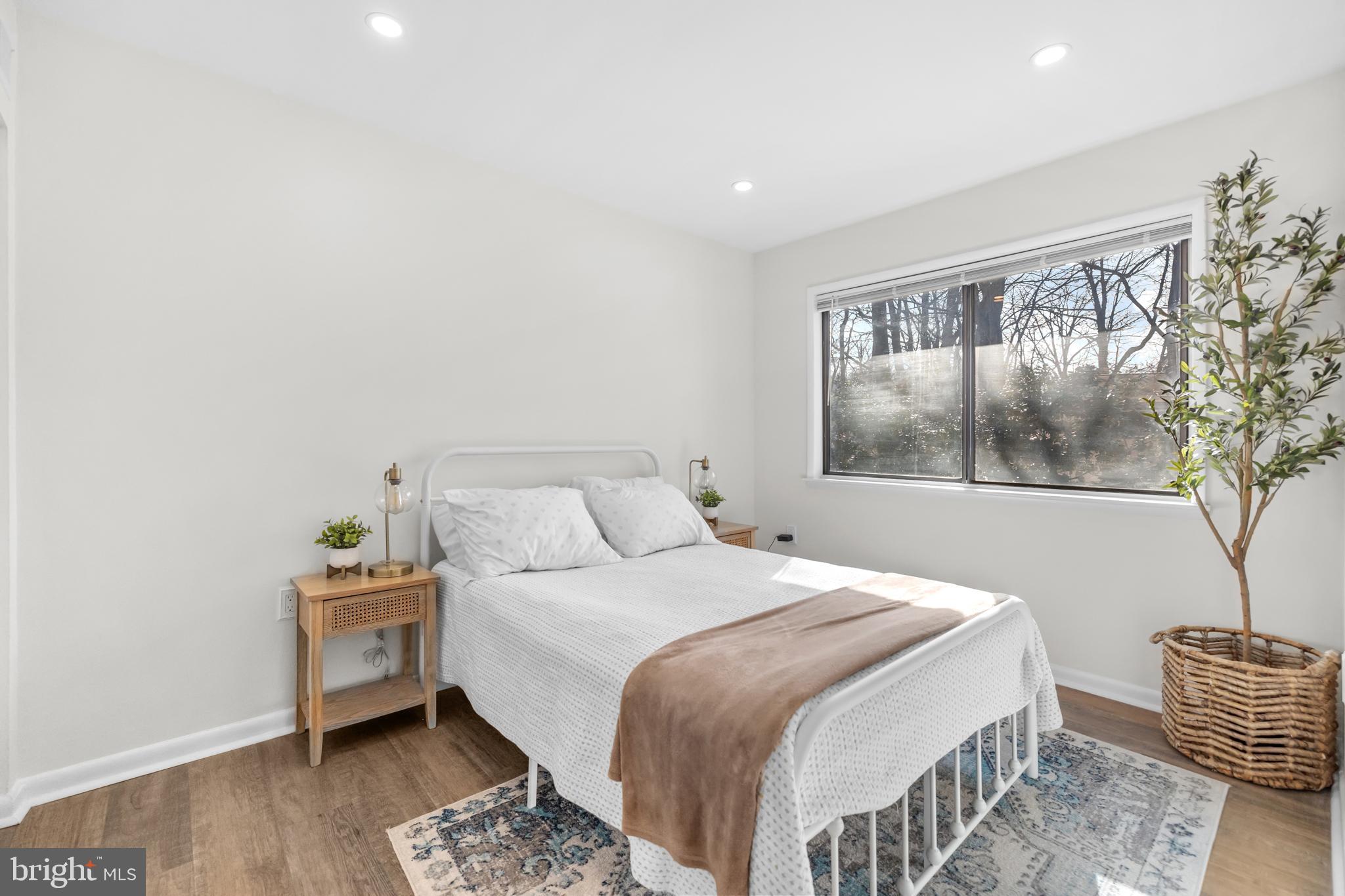 2320 EMERALD HEIGHTS COURT